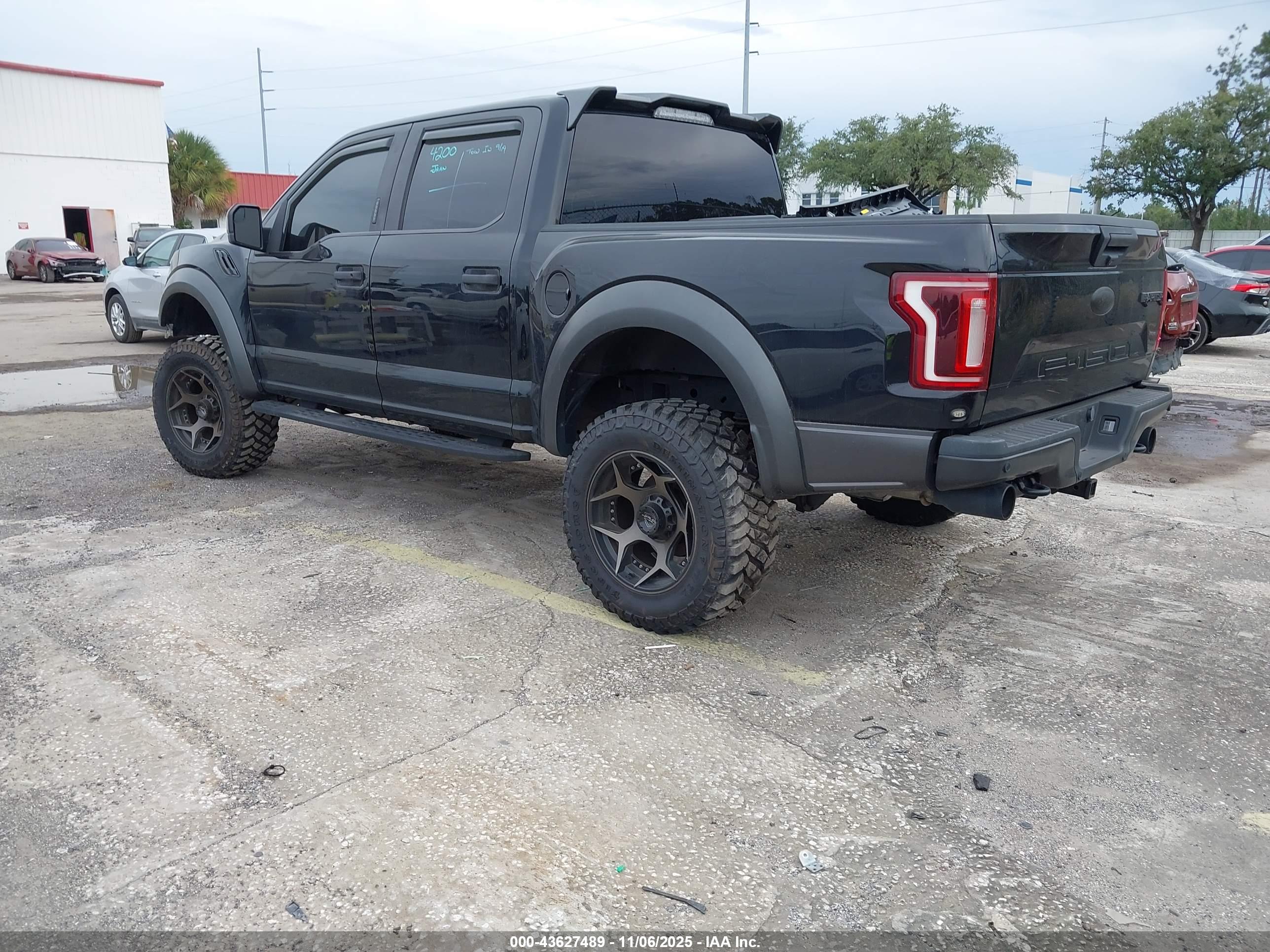 FORD F-150 image 3