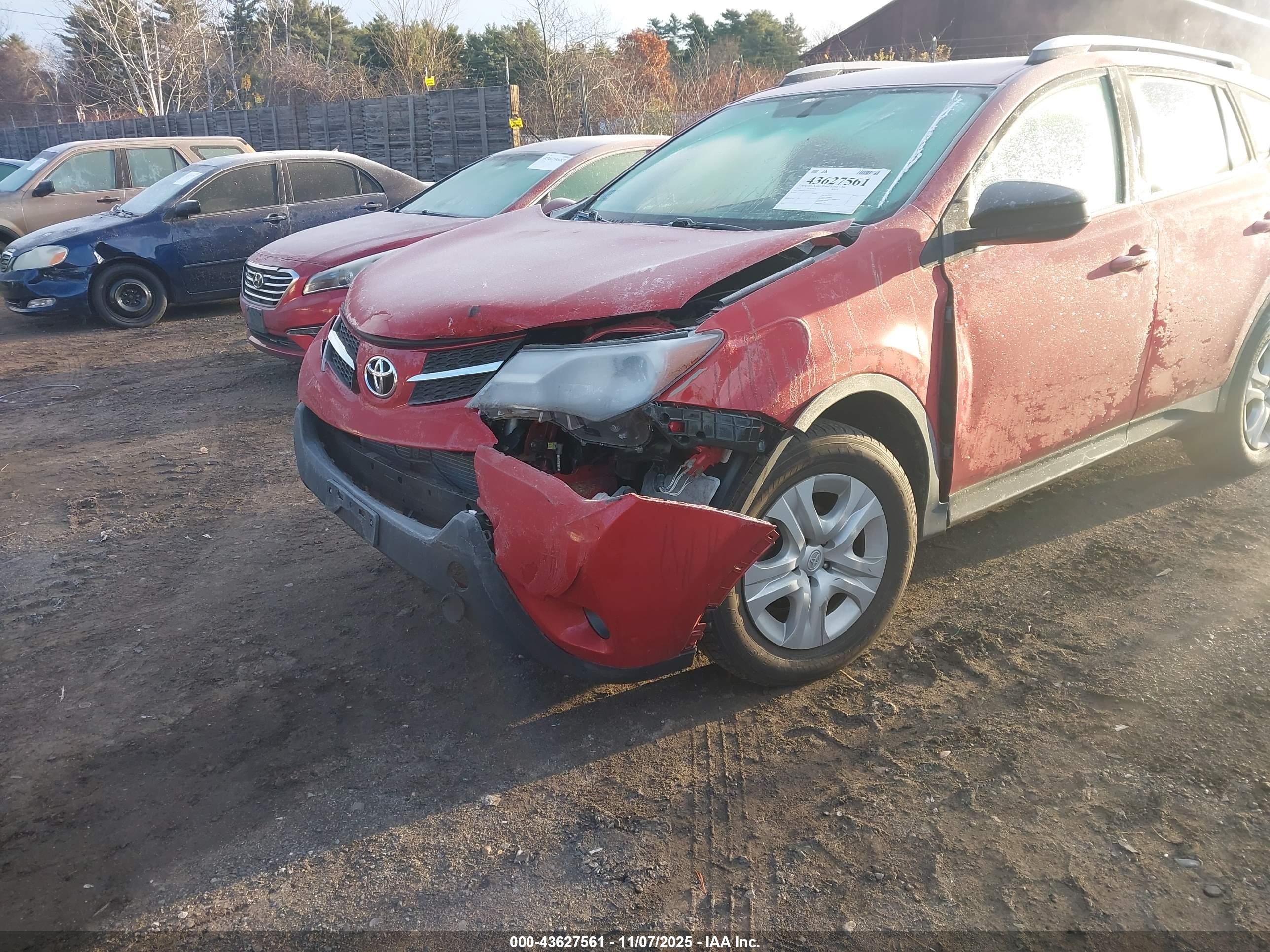 TOYOTA RAV4 image 6