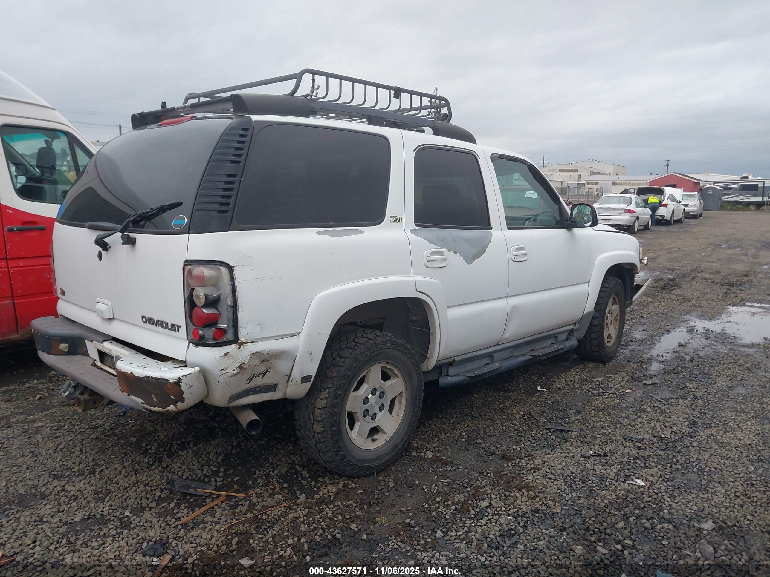 CHEVROLET TAHOE image 4