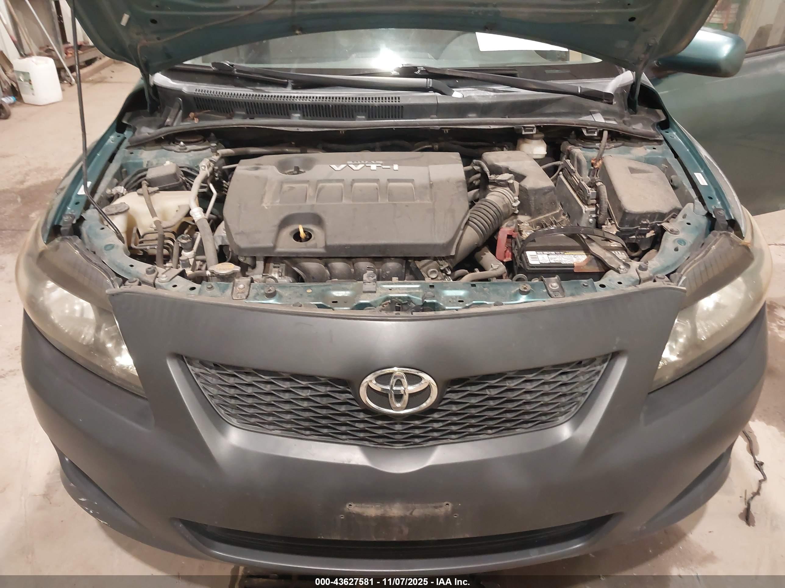 TOYOTA COROLLA image 10