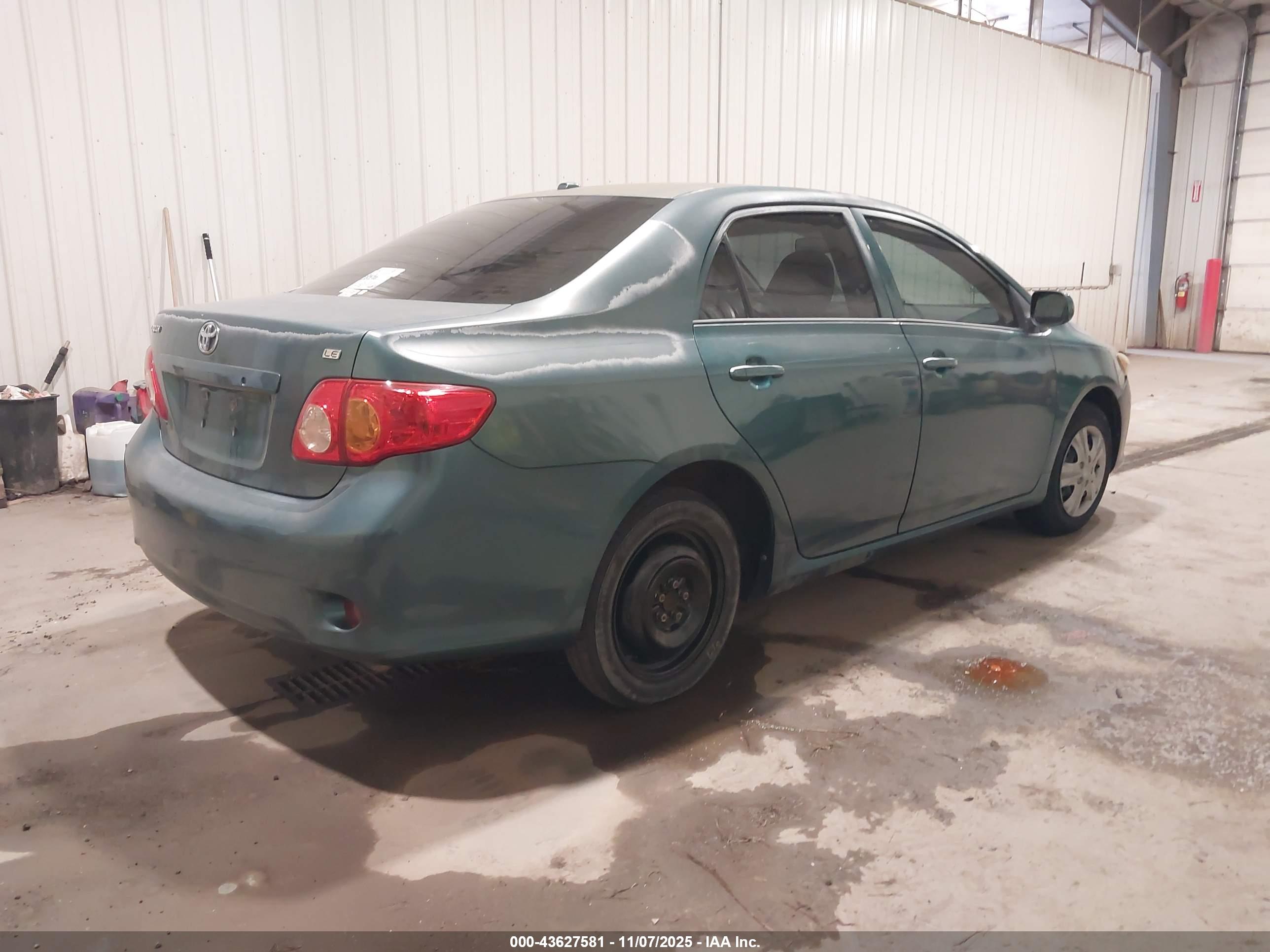 TOYOTA COROLLA image 4