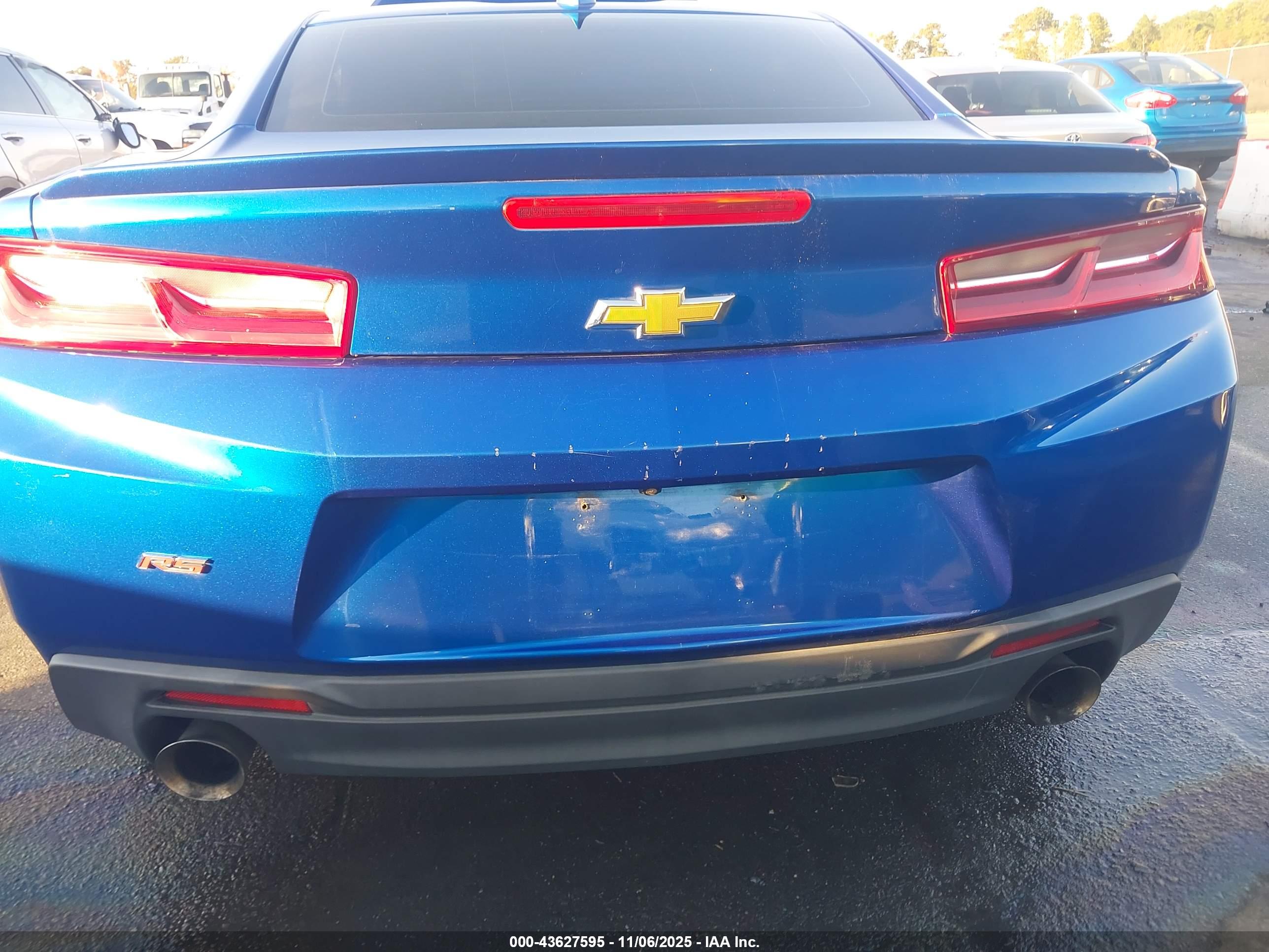 CHEVROLET CAMARO image 6