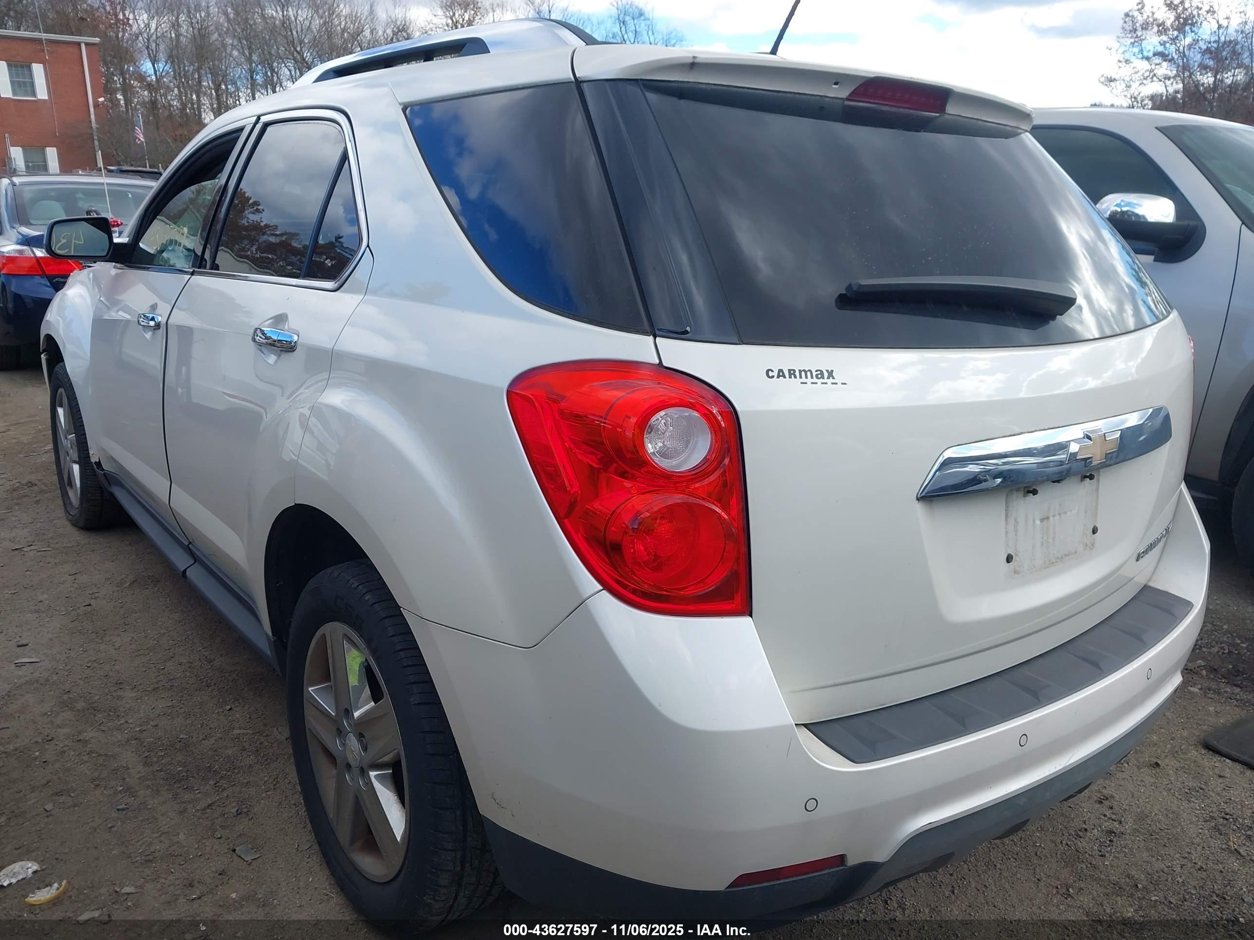CHEVROLET EQUINOX image 3