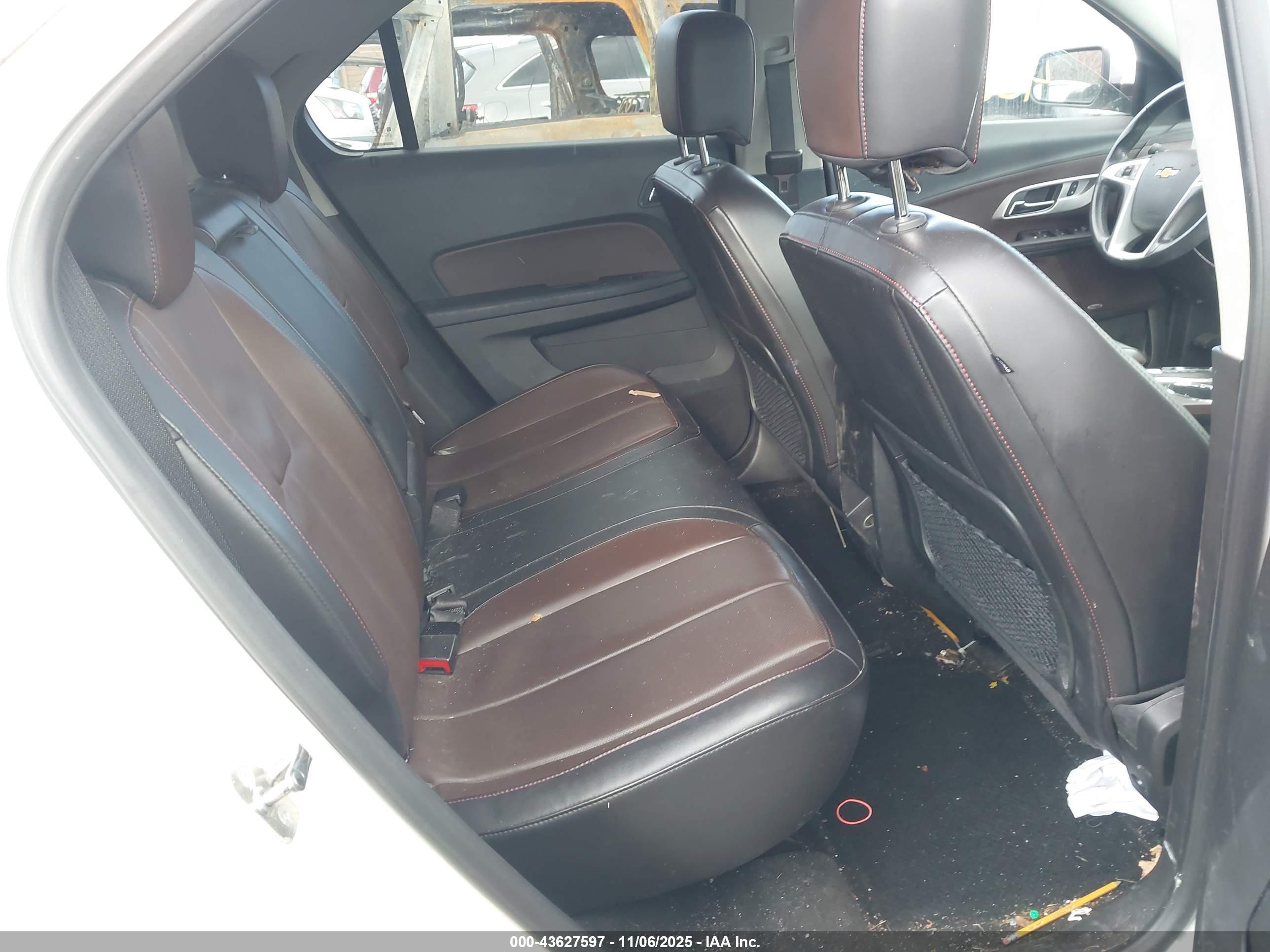 CHEVROLET EQUINOX image 8
