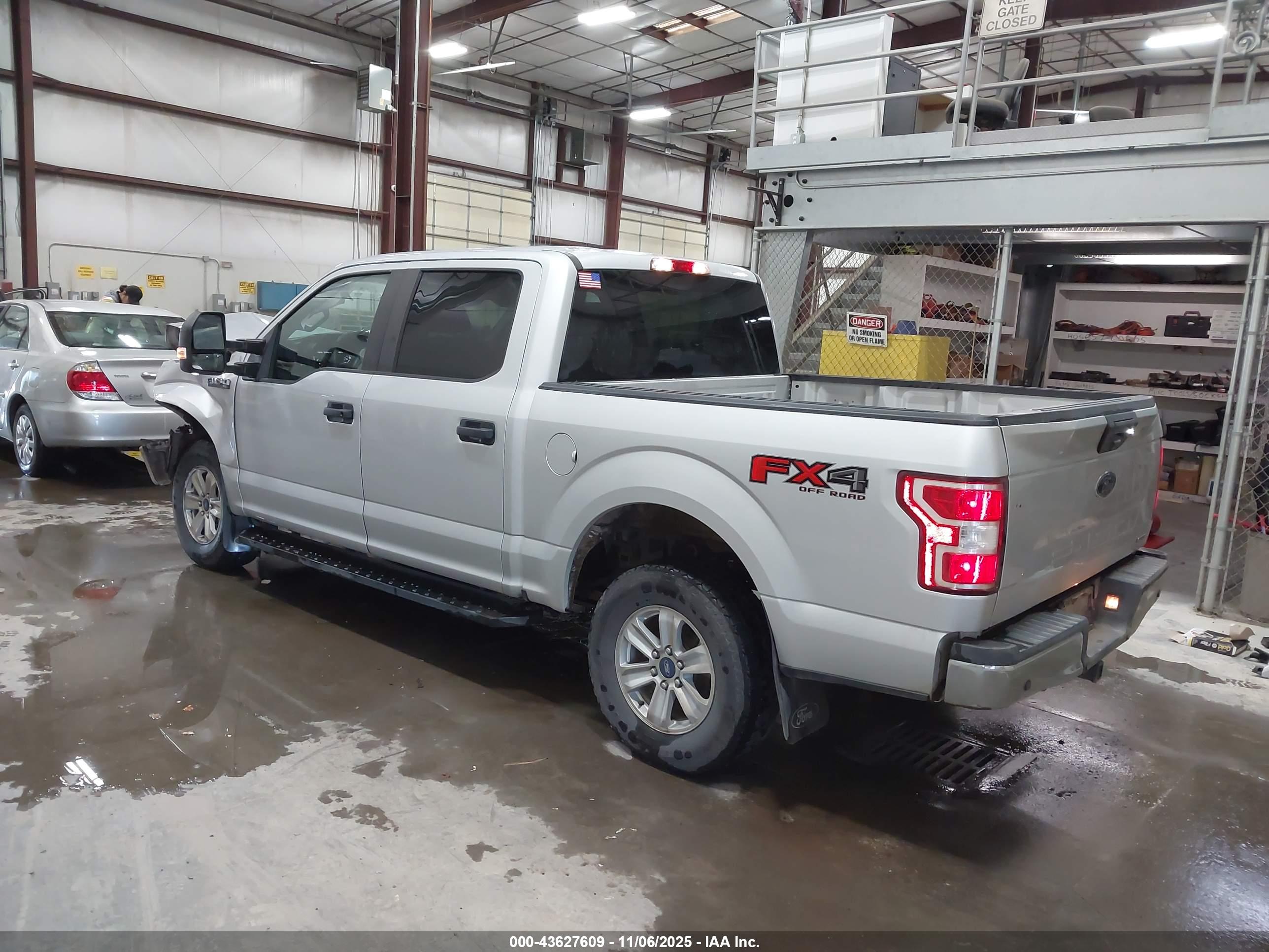 FORD F-150 image 3