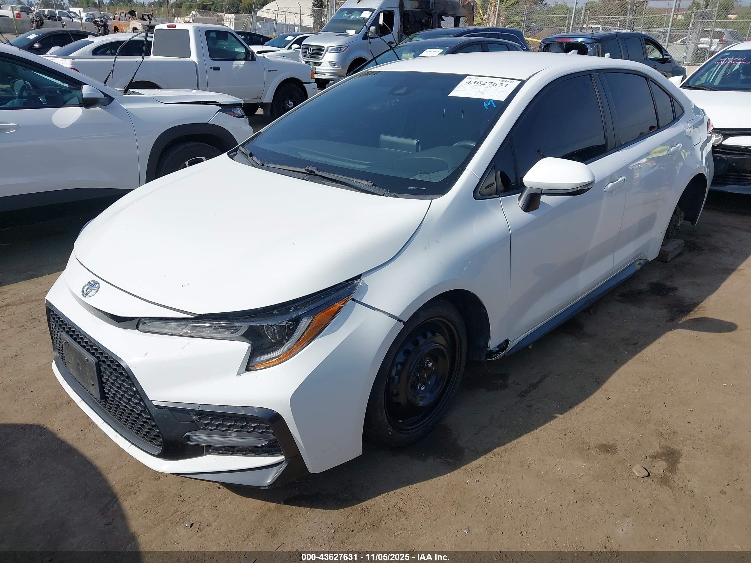 TOYOTA COROLLA image 2