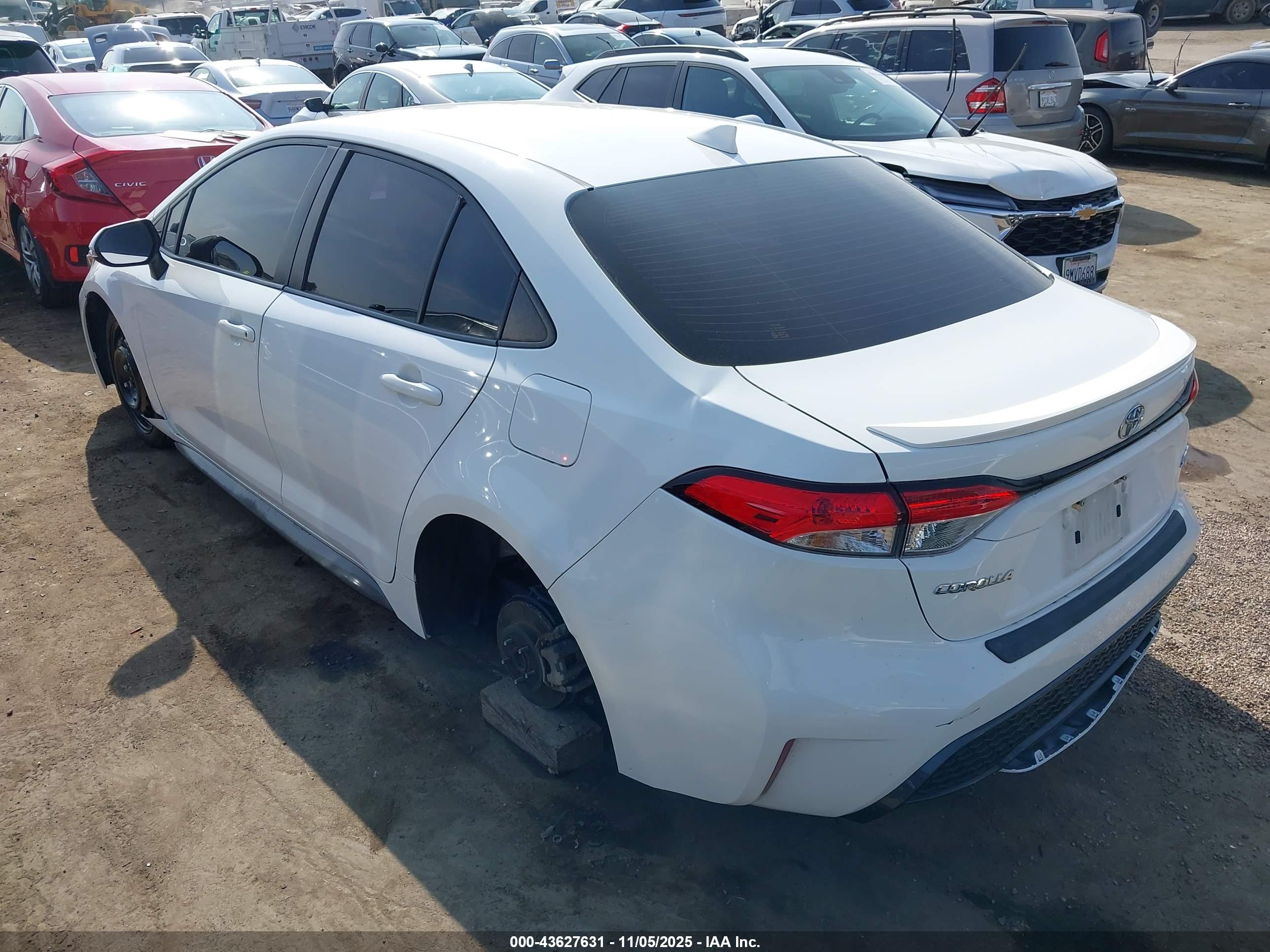TOYOTA COROLLA image 3