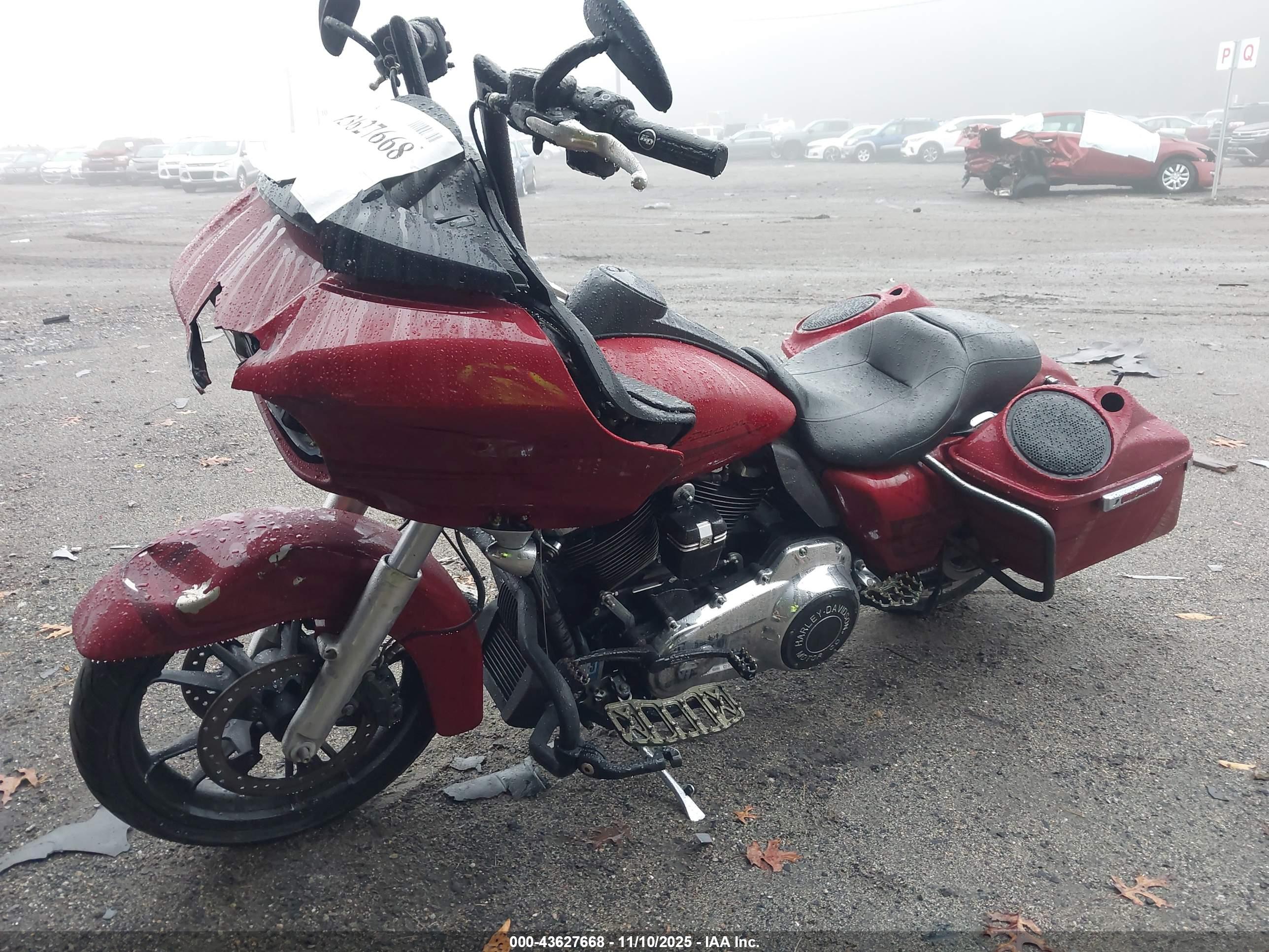 HARLEY-DAVIDSON FLTRX image 2