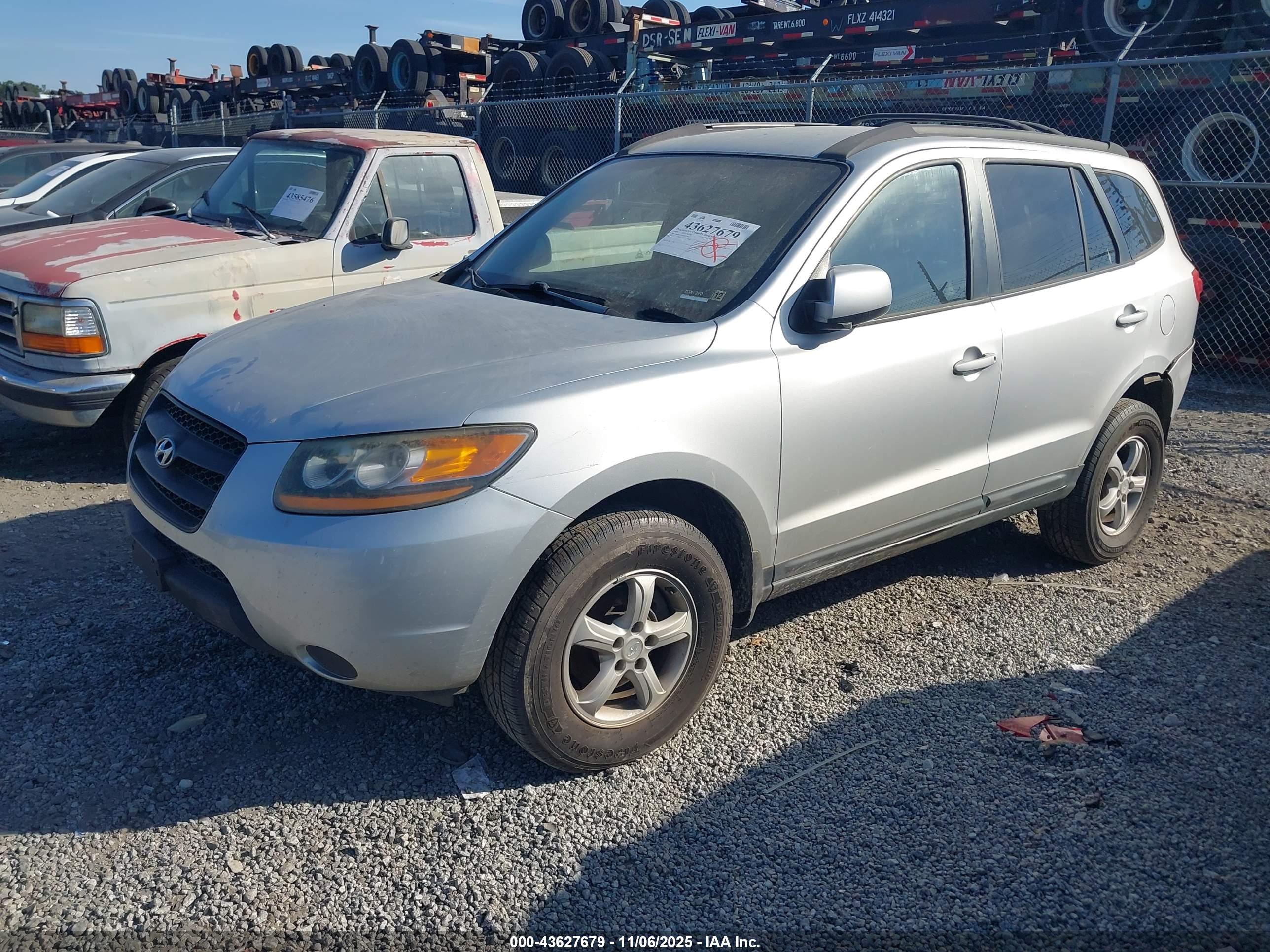 HYUNDAI SANTA image 2