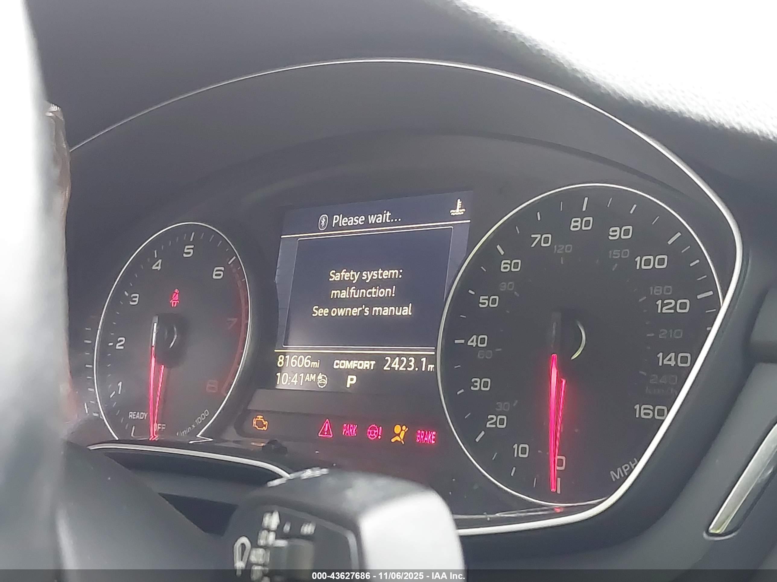 AUDI A4 image 7
