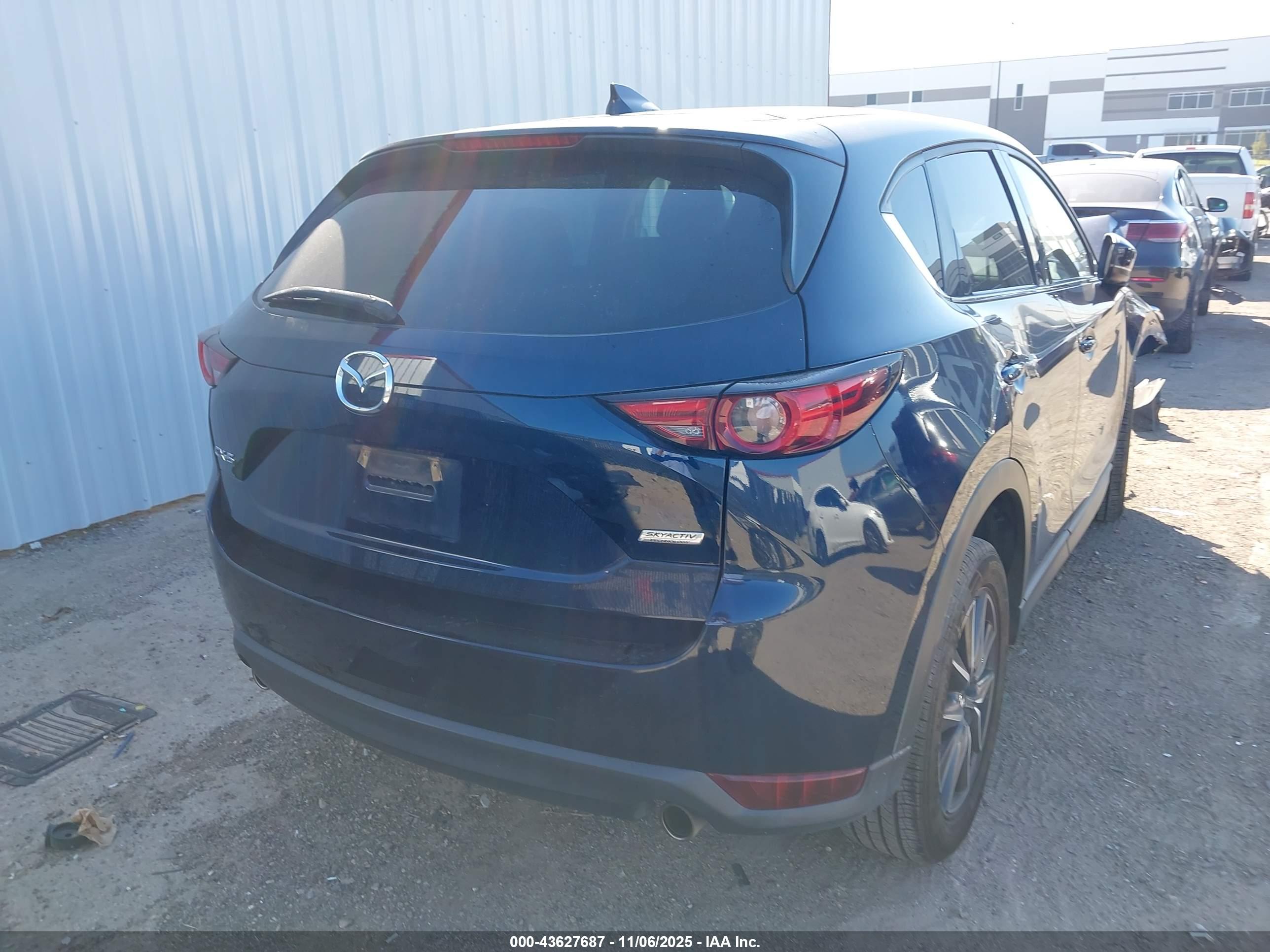 MAZDA CX-5 image 4