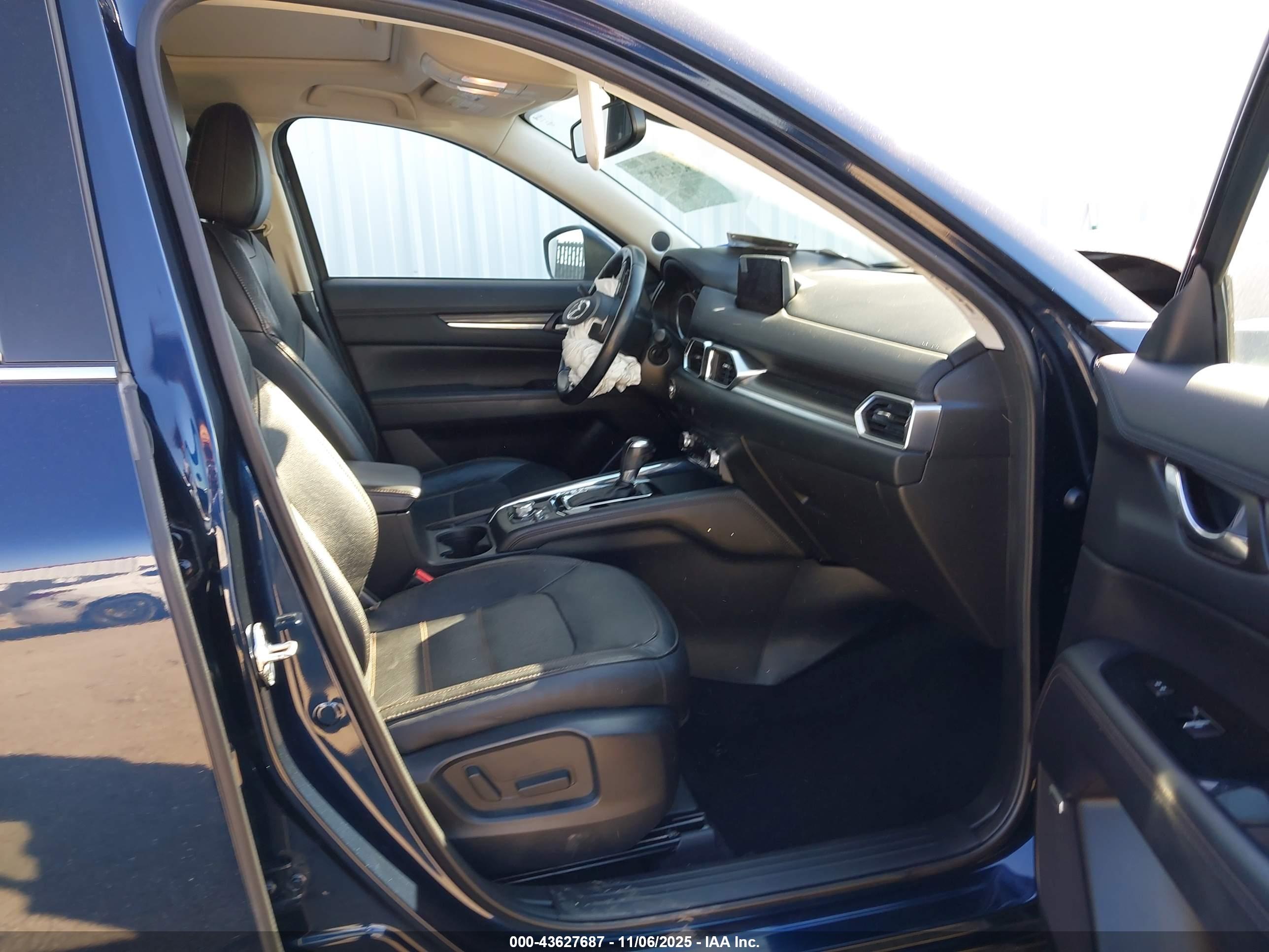 MAZDA CX-5 image 5
