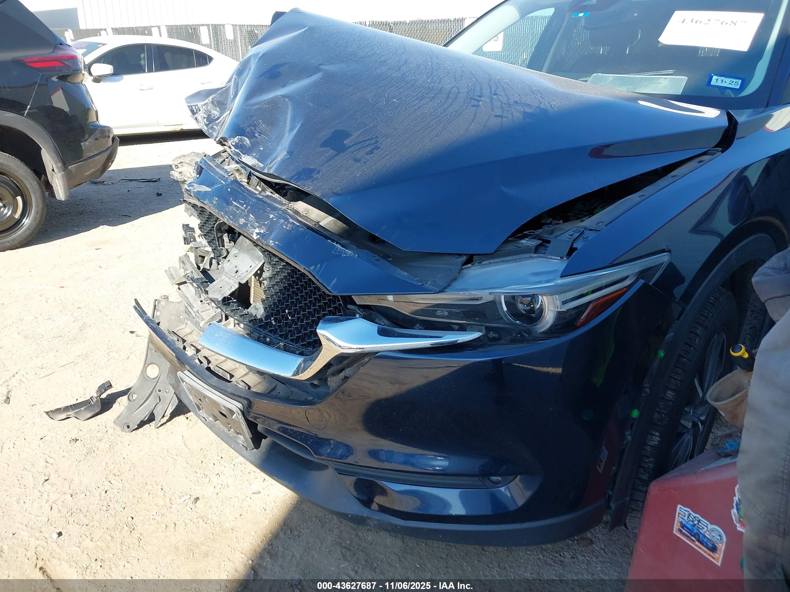 MAZDA CX-5 image 6