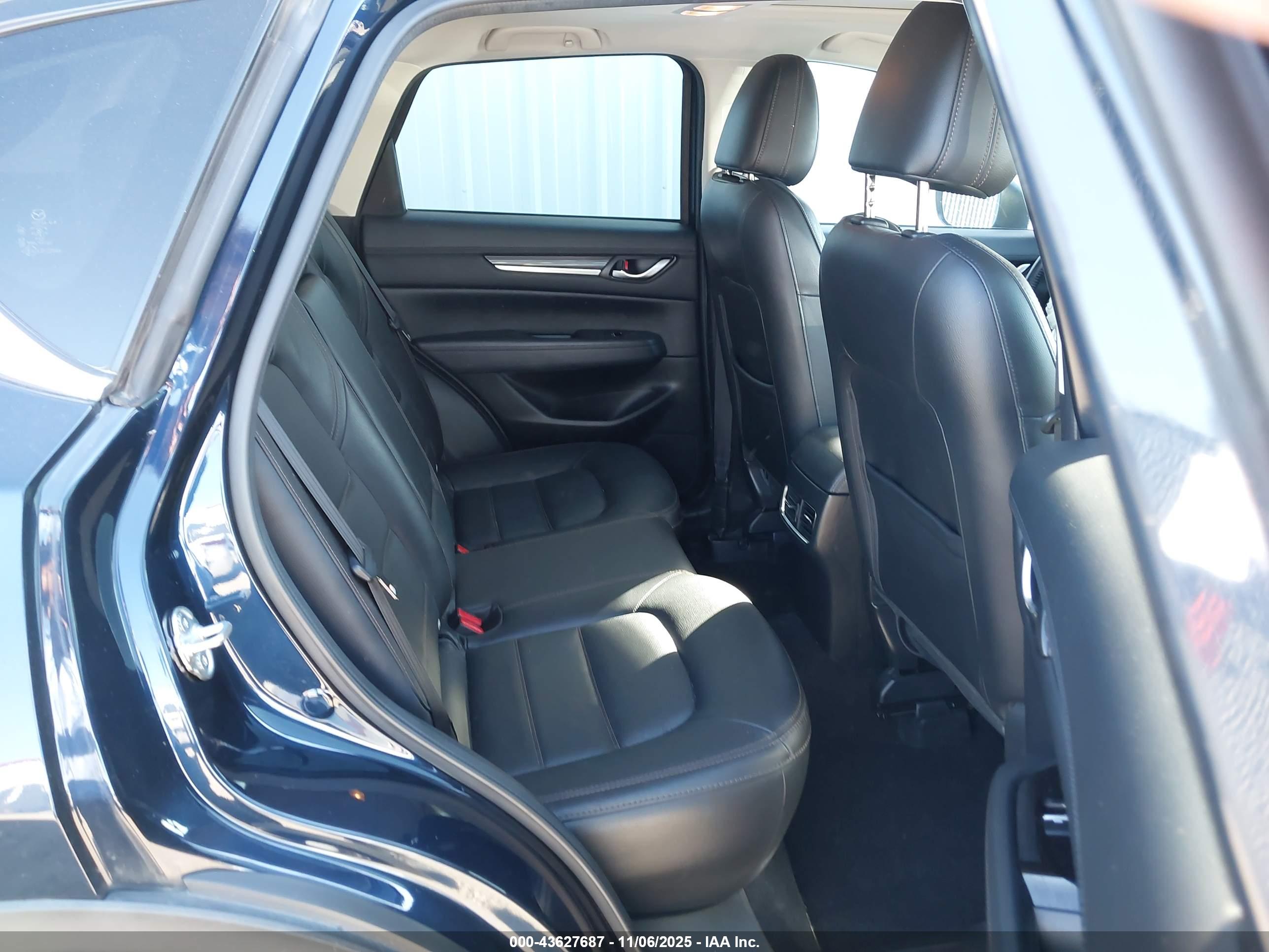 MAZDA CX-5 image 8
