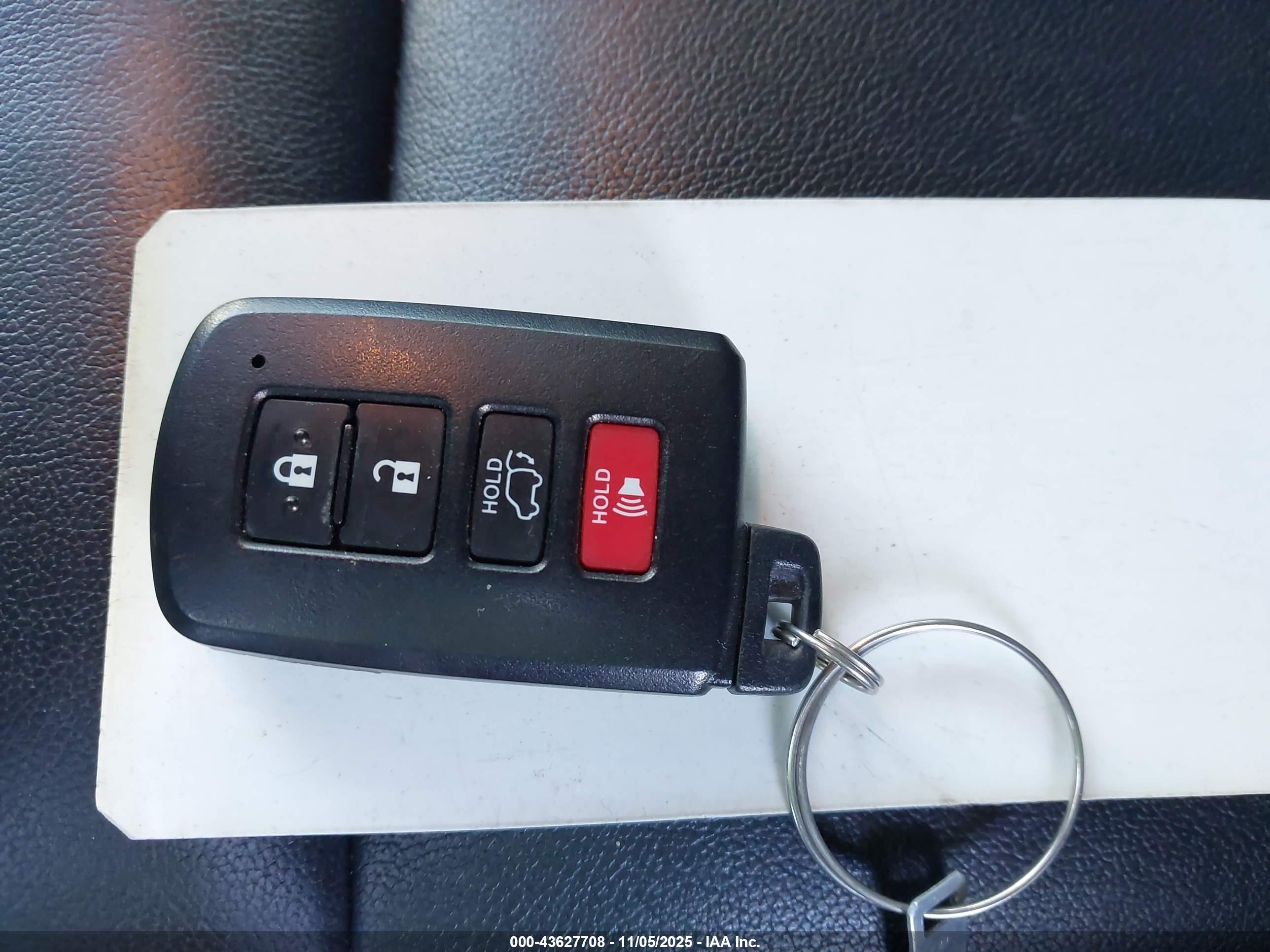 TOYOTA HIGHLANDER image 11