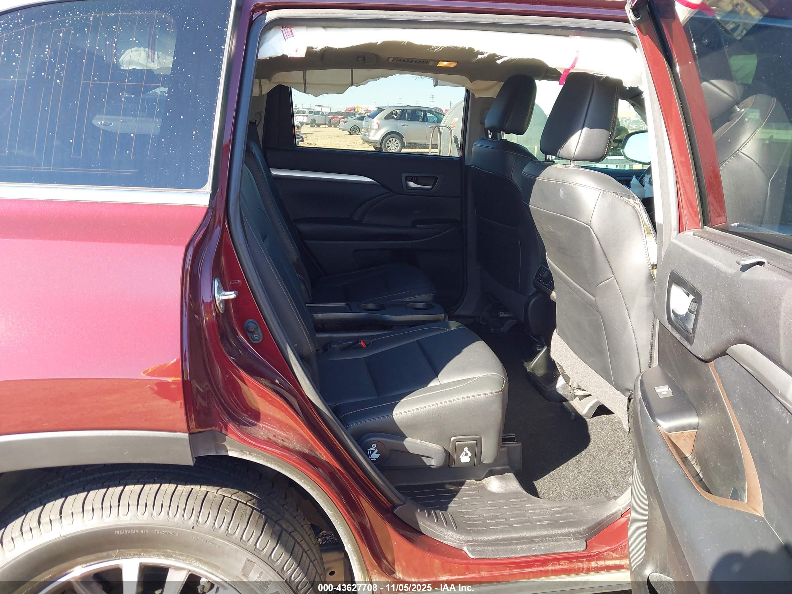 TOYOTA HIGHLANDER image 8