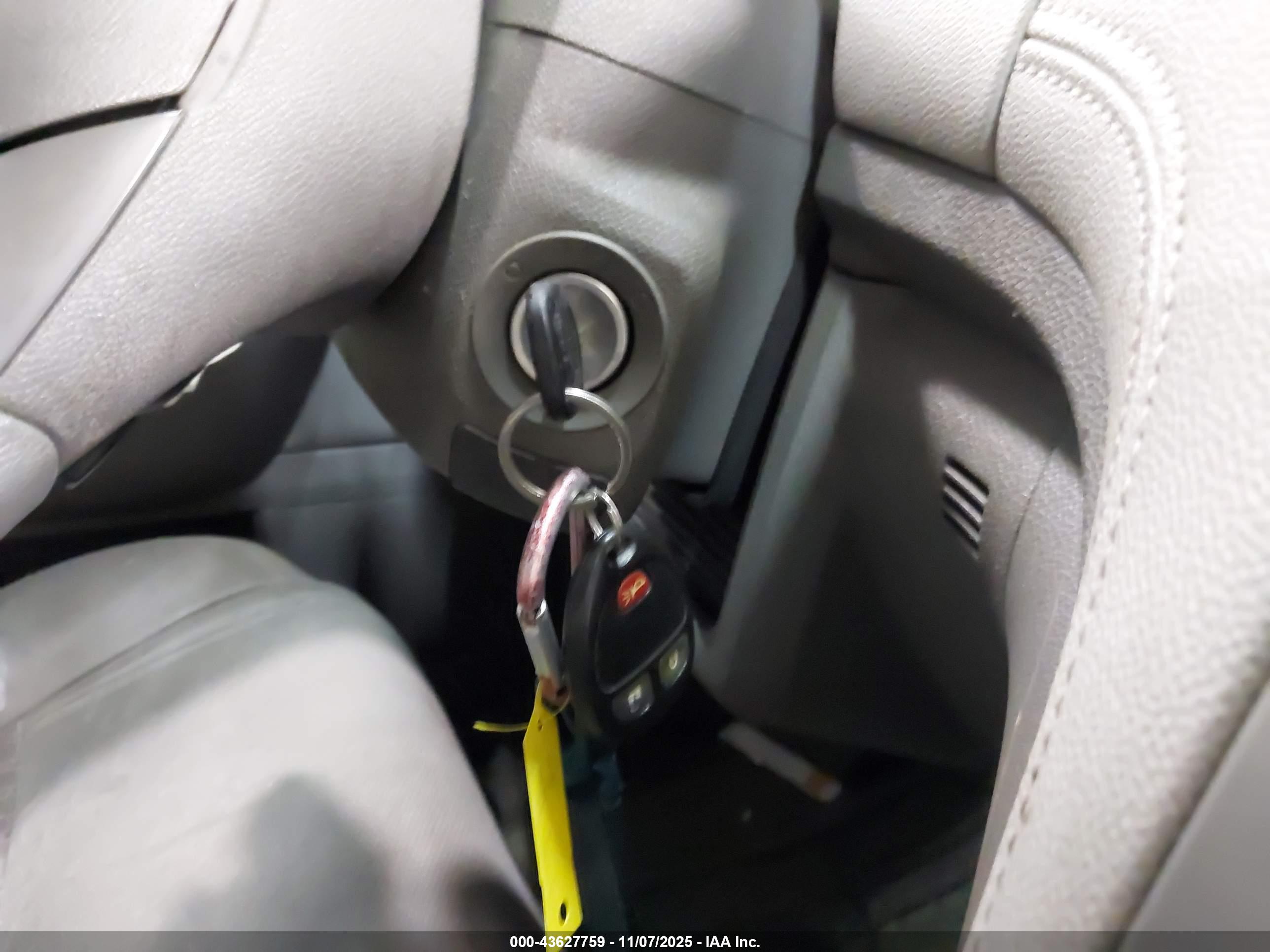 CHEVROLET TRAVERSE image 11
