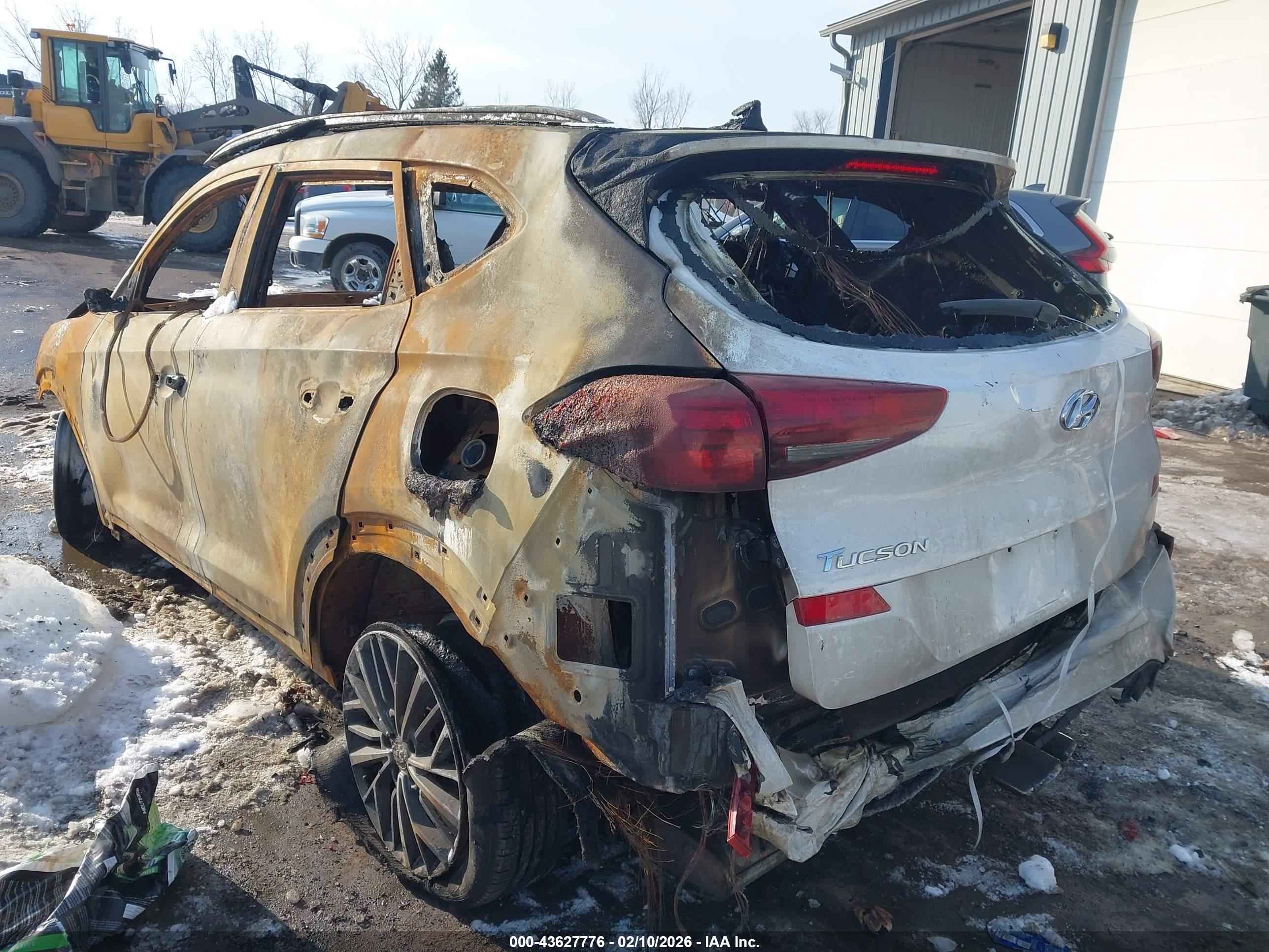 HYUNDAI TUCSON image 3