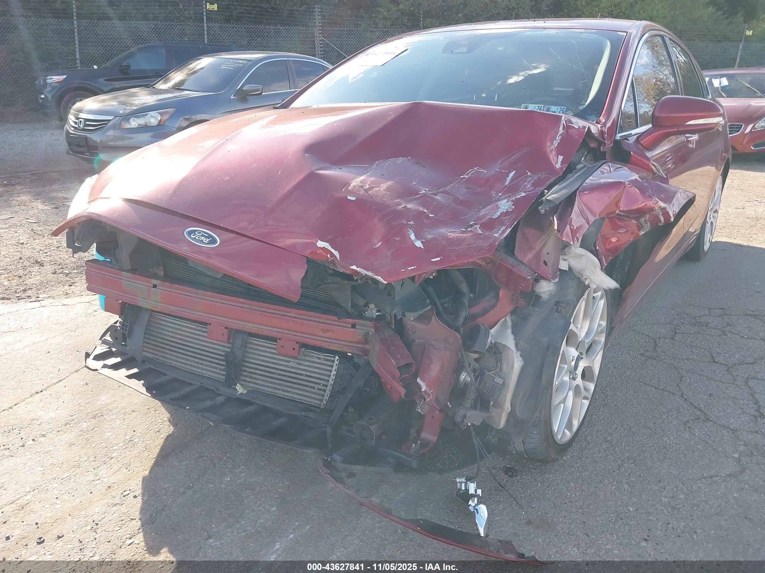 FORD FUSION image 6
