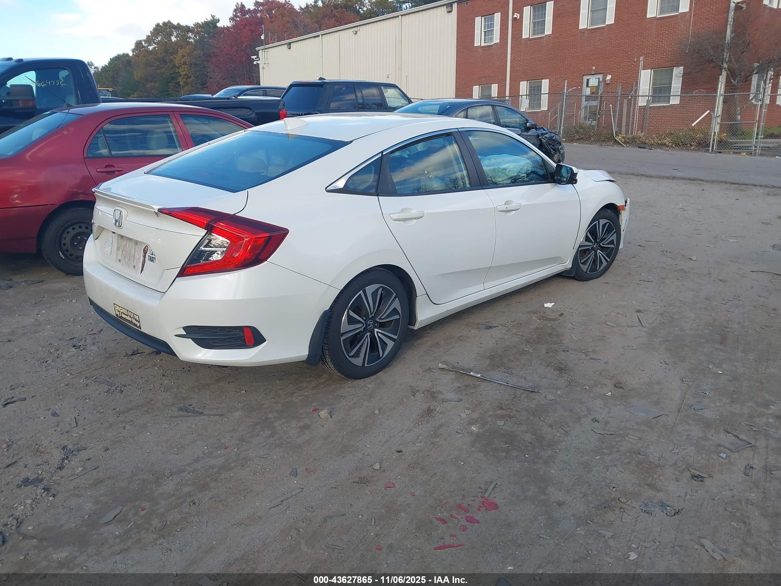 HONDA CIVIC image 4