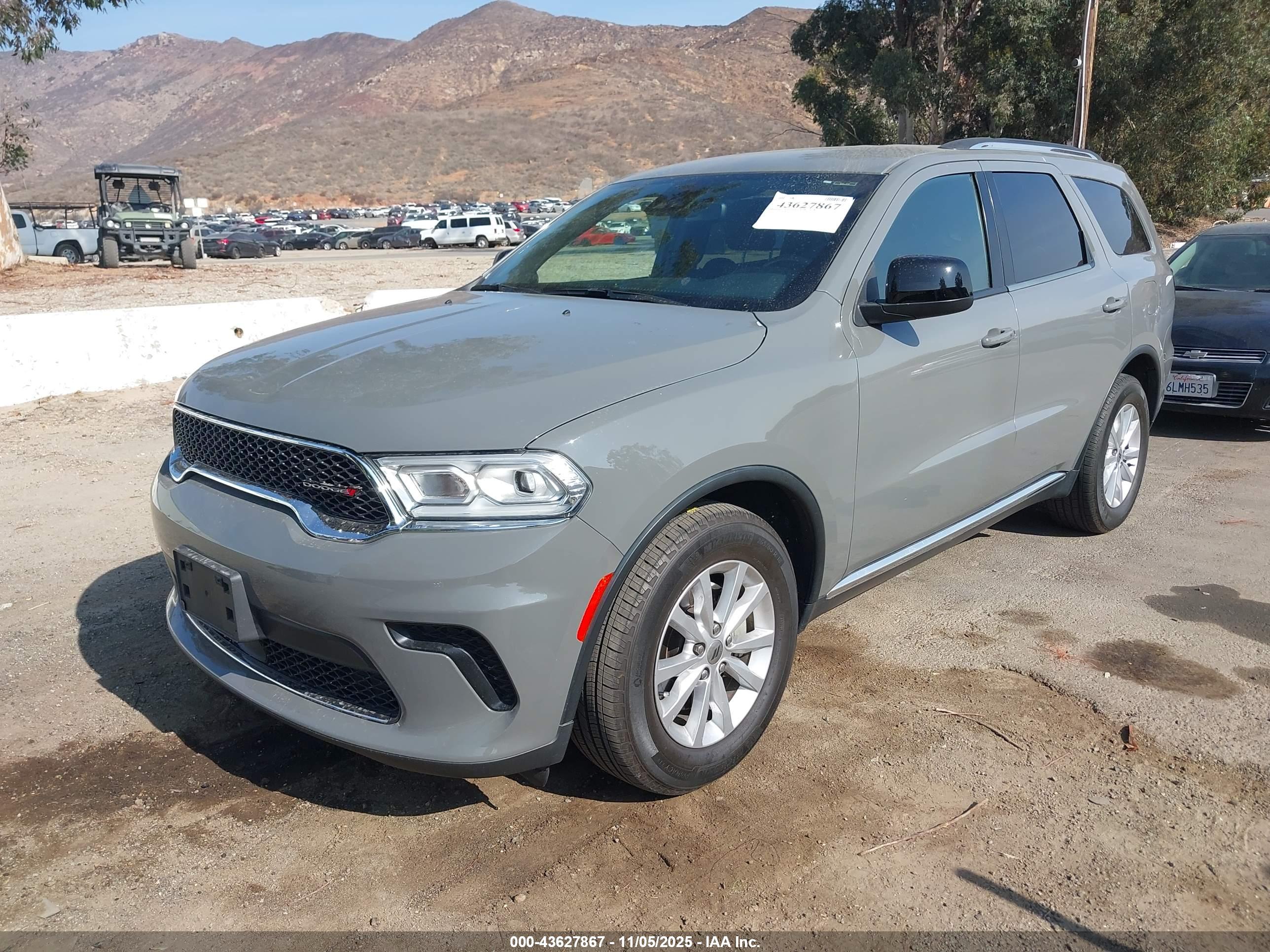DODGE DURANGO image 2