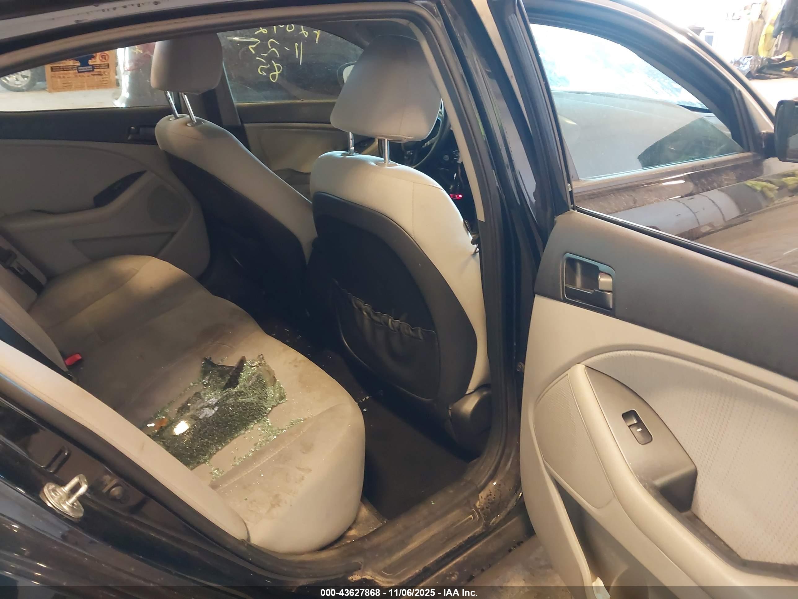 KIA OPTIMA image 8