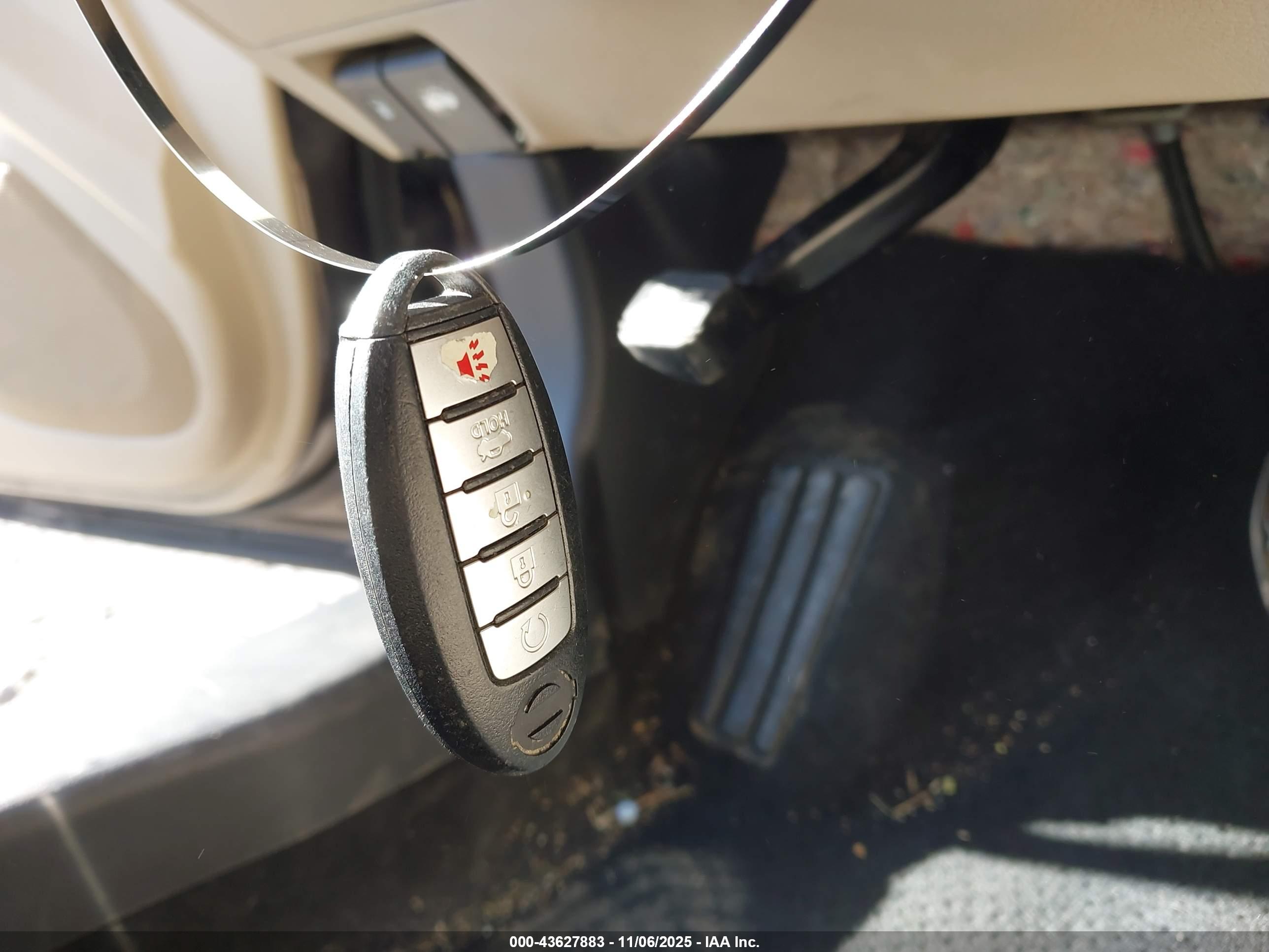 NISSAN ALTIMA image 11