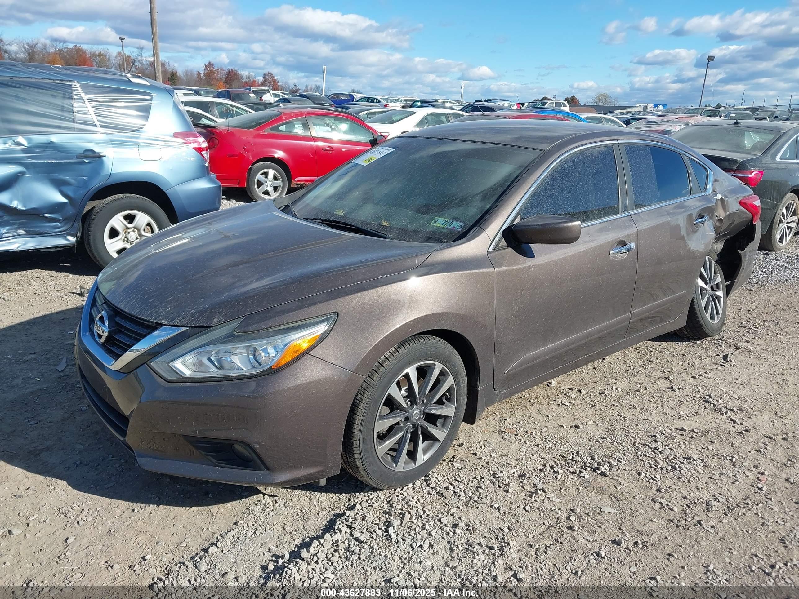 NISSAN ALTIMA image 2