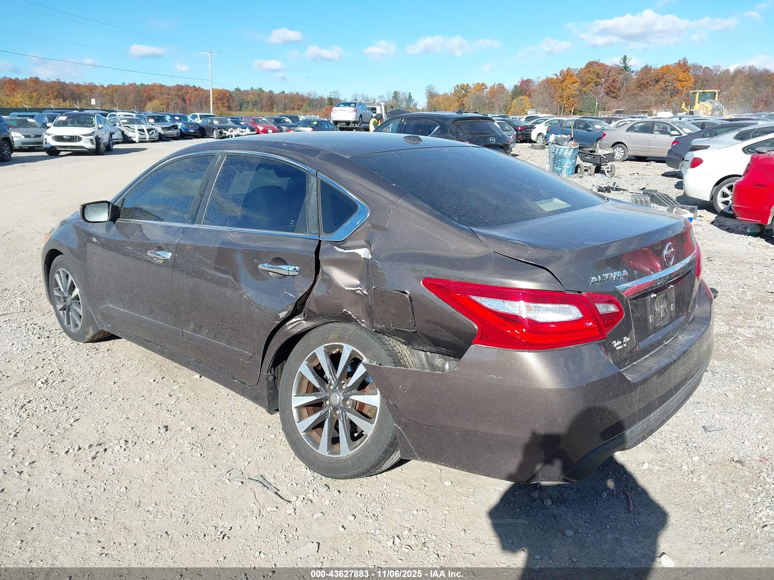 NISSAN ALTIMA image 3