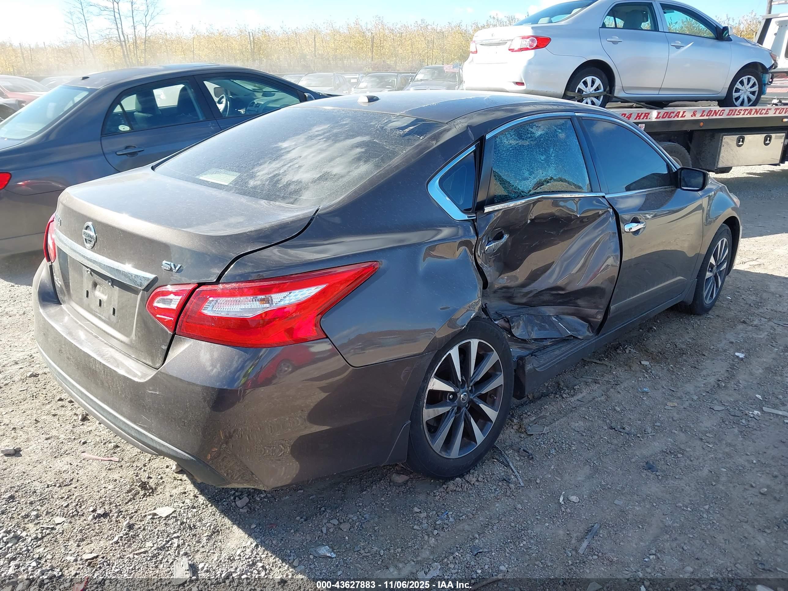 NISSAN ALTIMA image 4