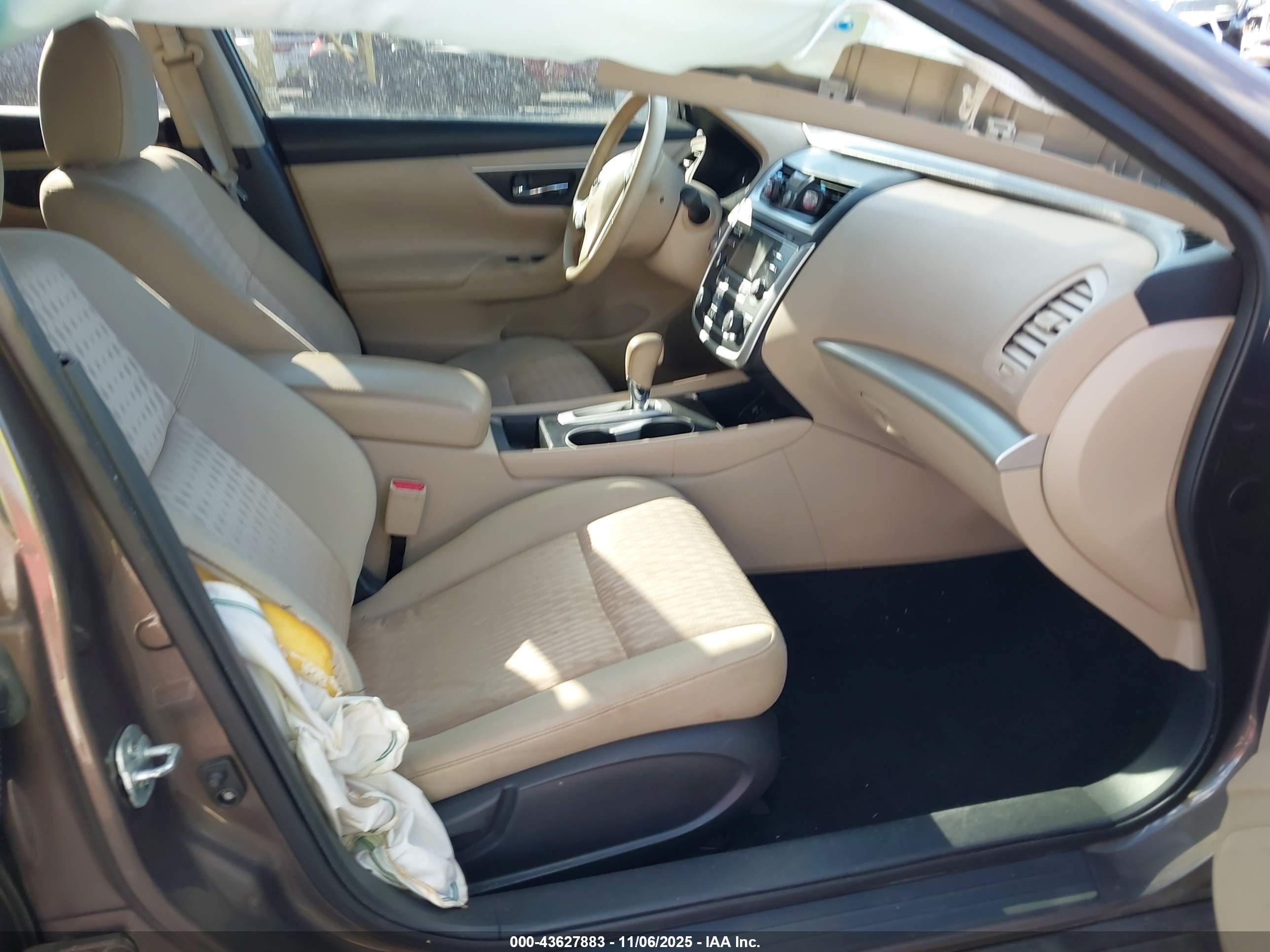 NISSAN ALTIMA image 5