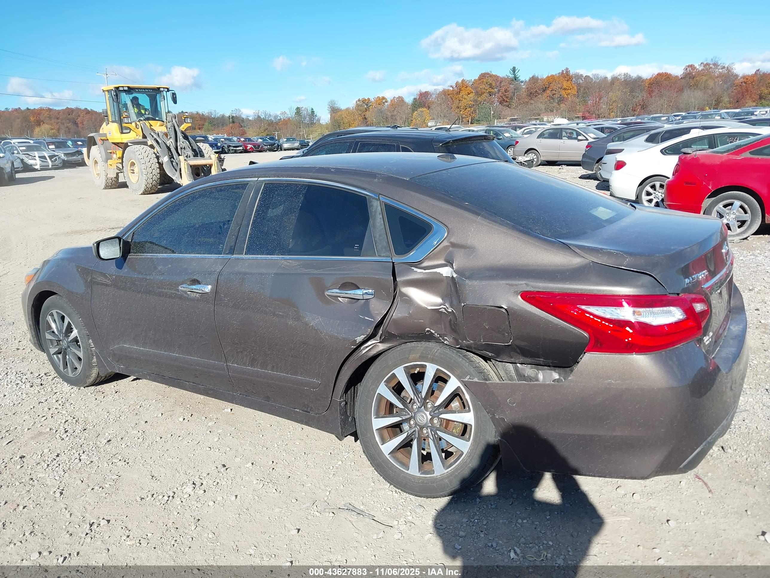 NISSAN ALTIMA image 6