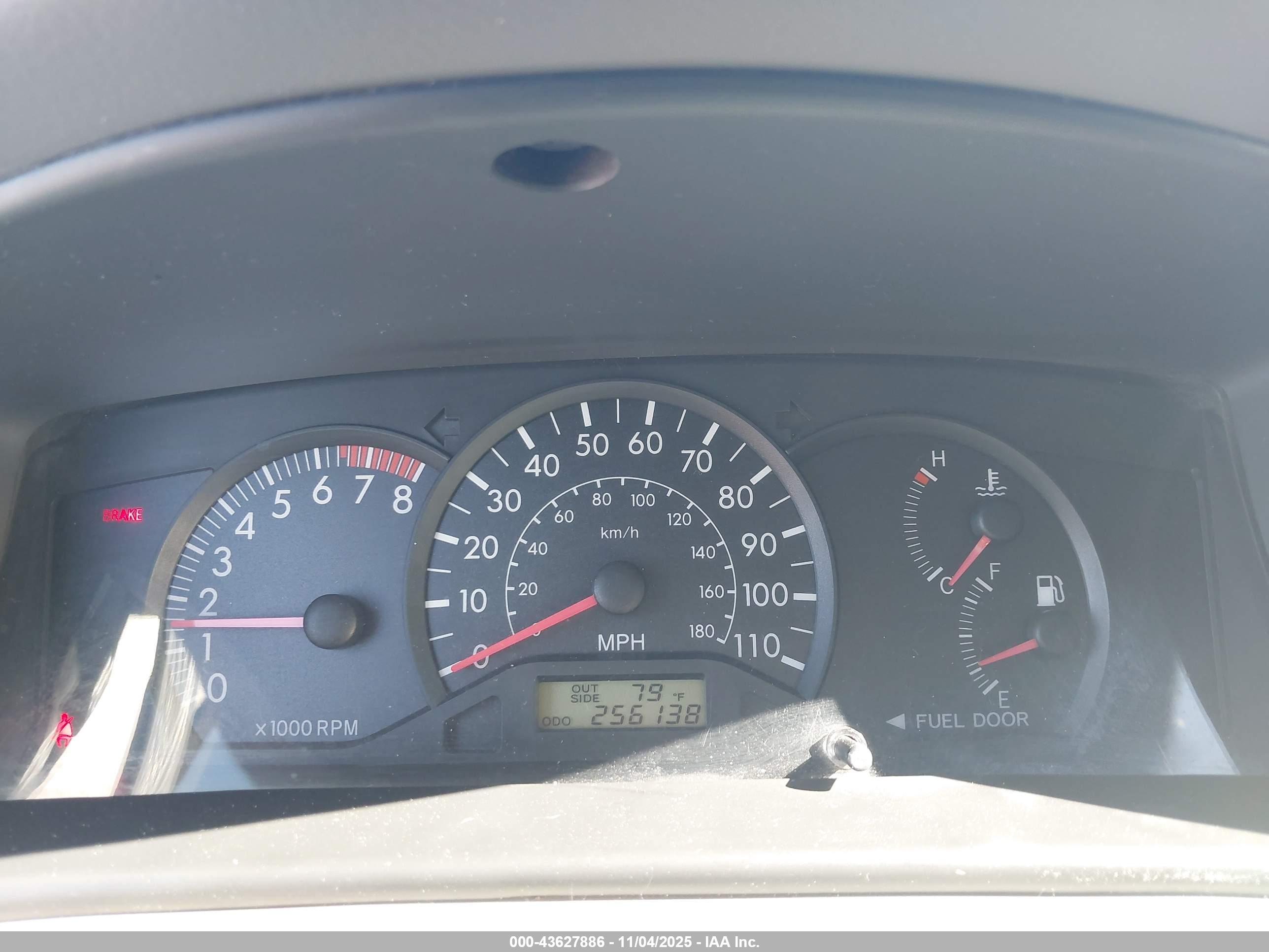 TOYOTA COROLLA image 7