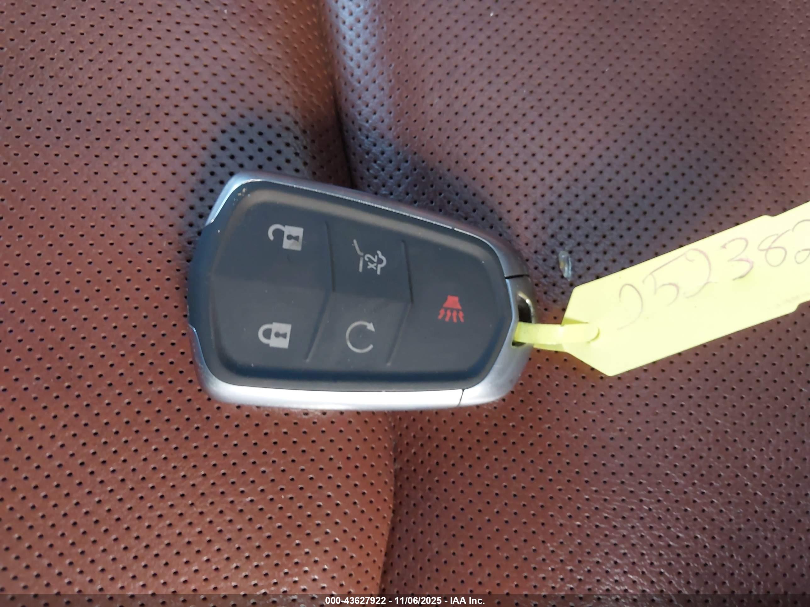 CADILLAC XT5 image 11