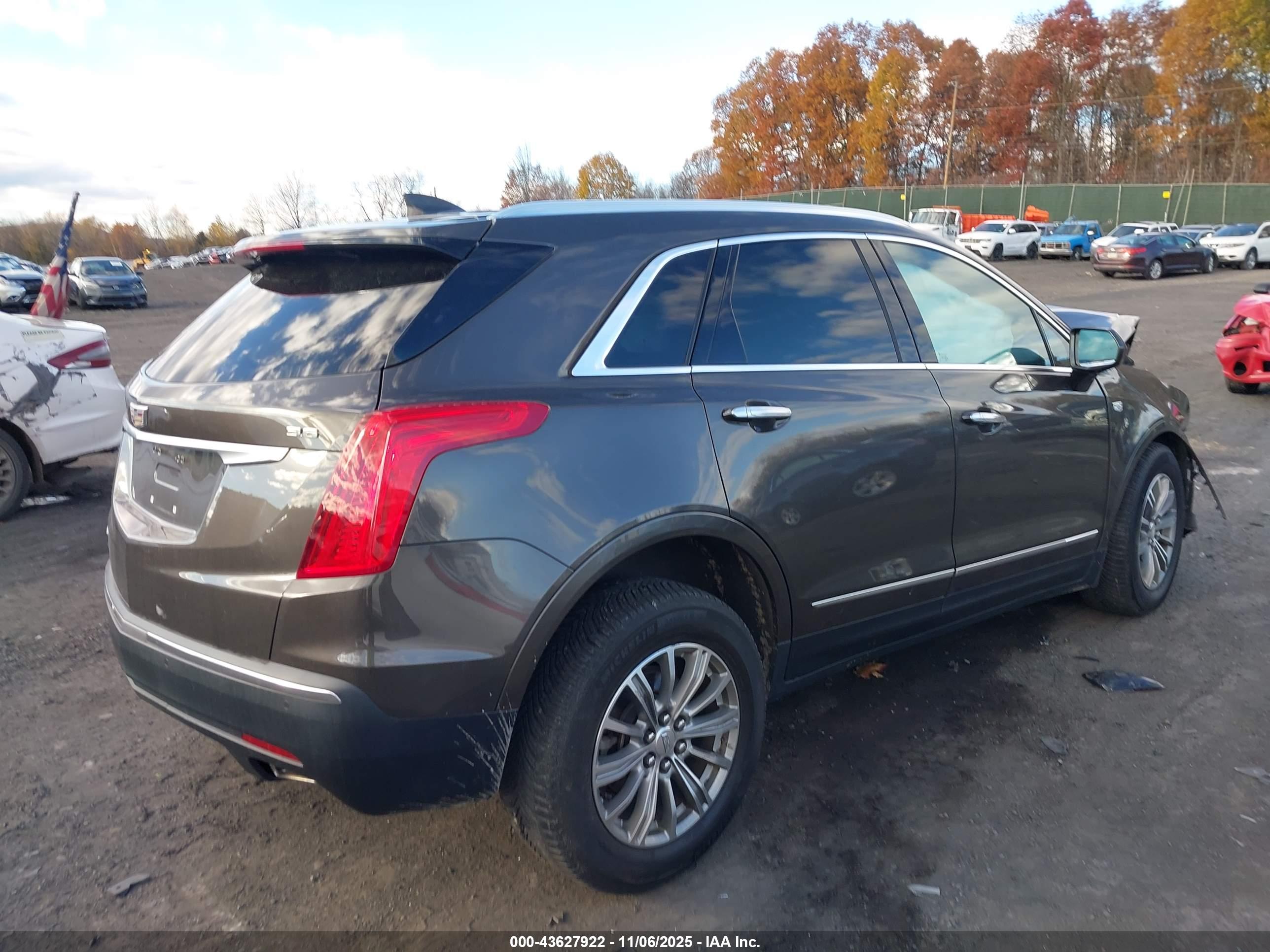 CADILLAC XT5 image 4