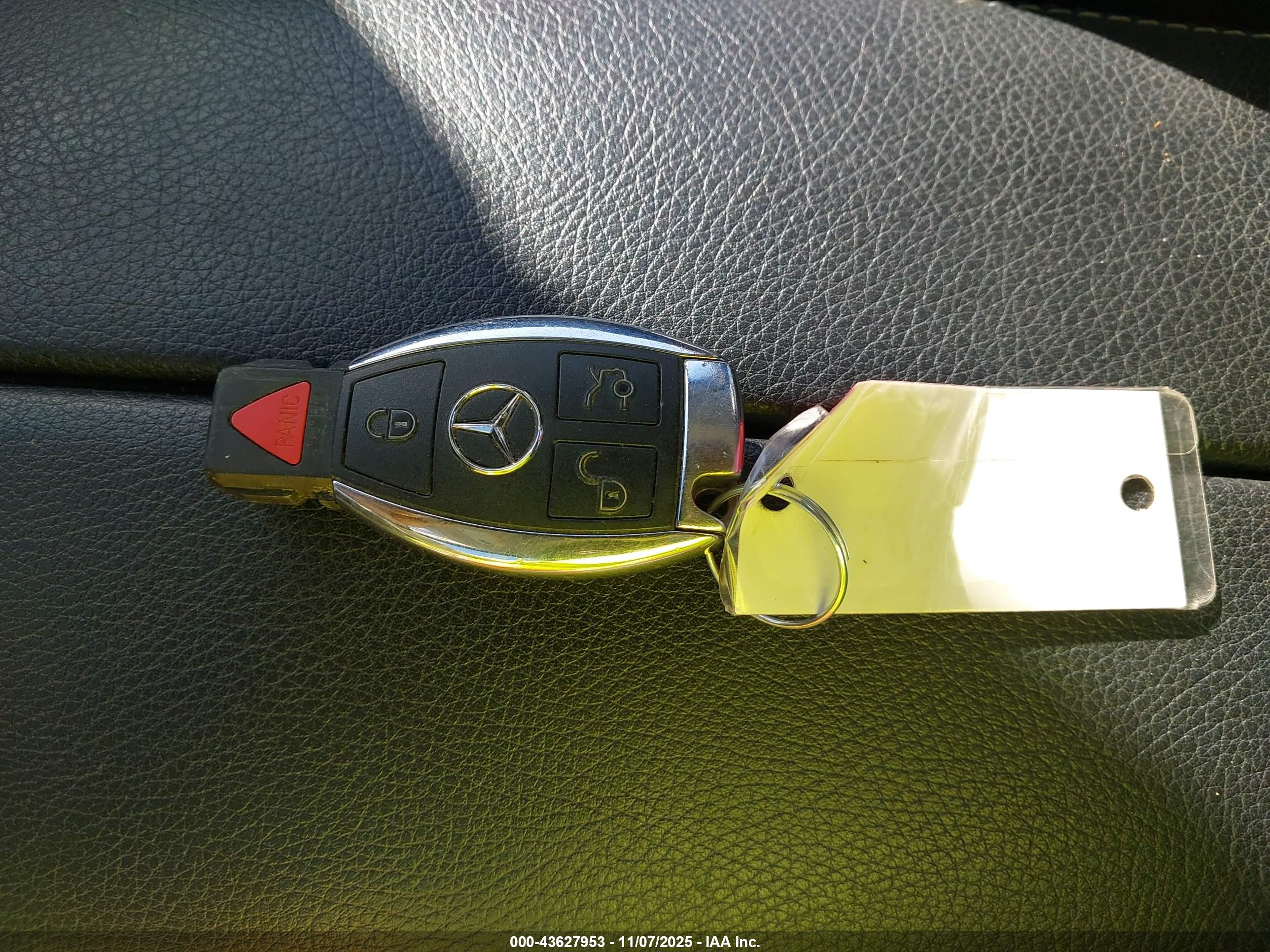 MERCEDES-BENZ C image 11