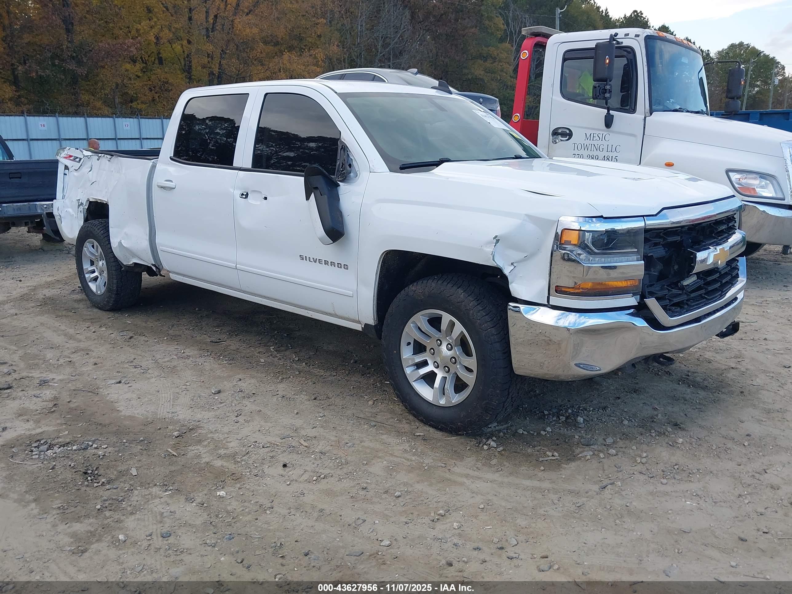 CHEVROLET SILVERADO image 6