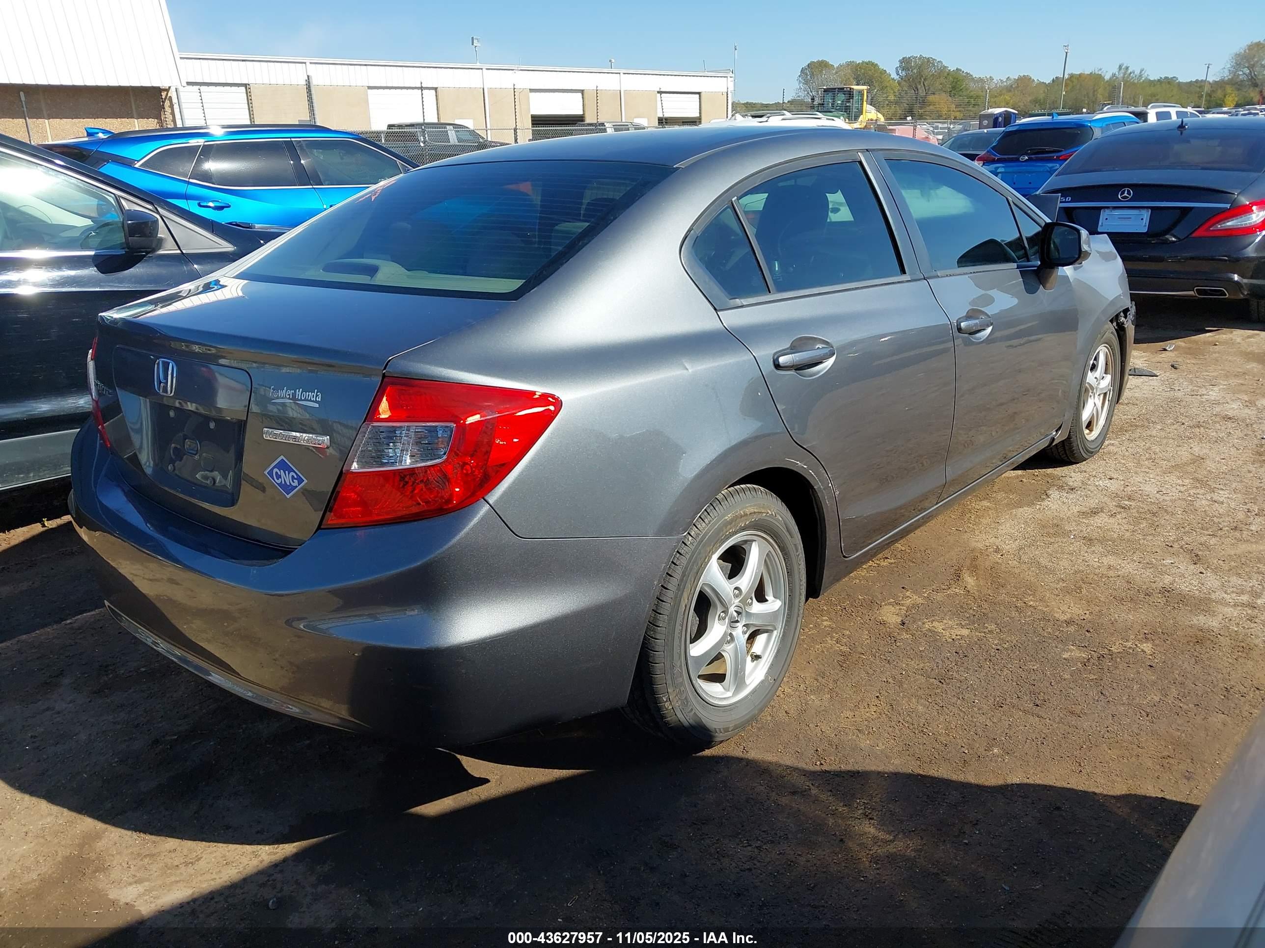 HONDA CIVIC image 4