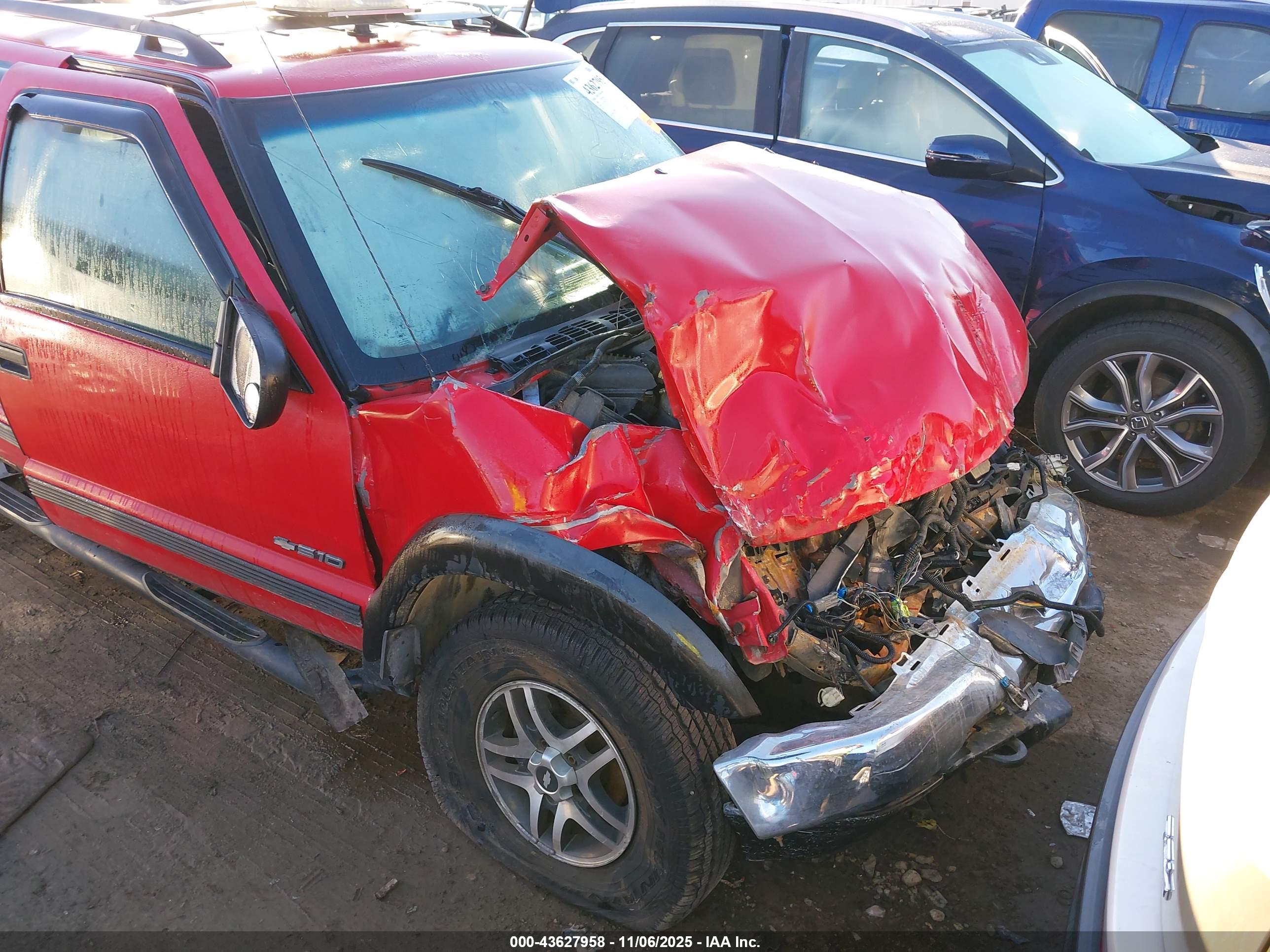 CHEVROLET S-10 image 6