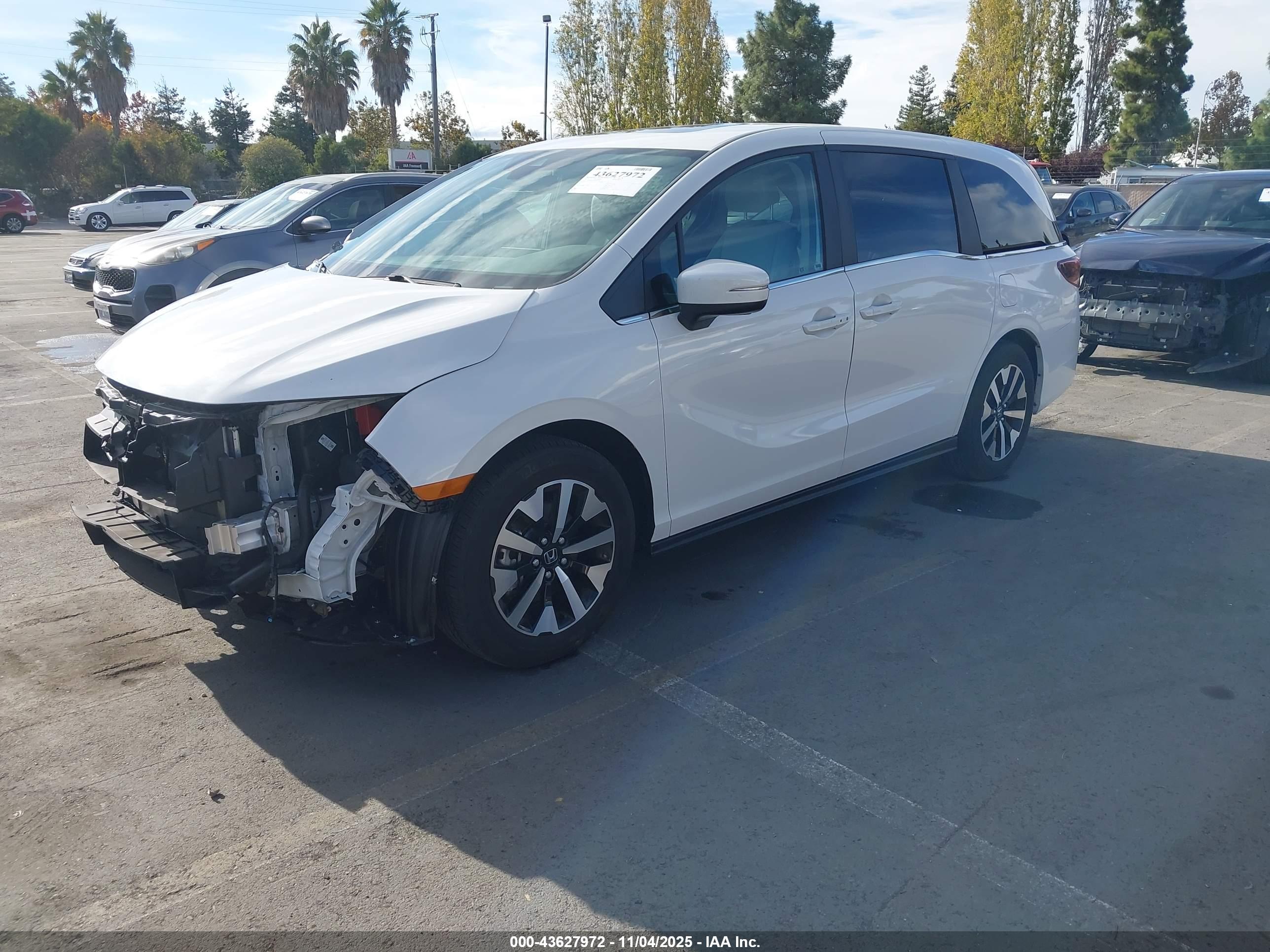 HONDA ODYSSEY image 2