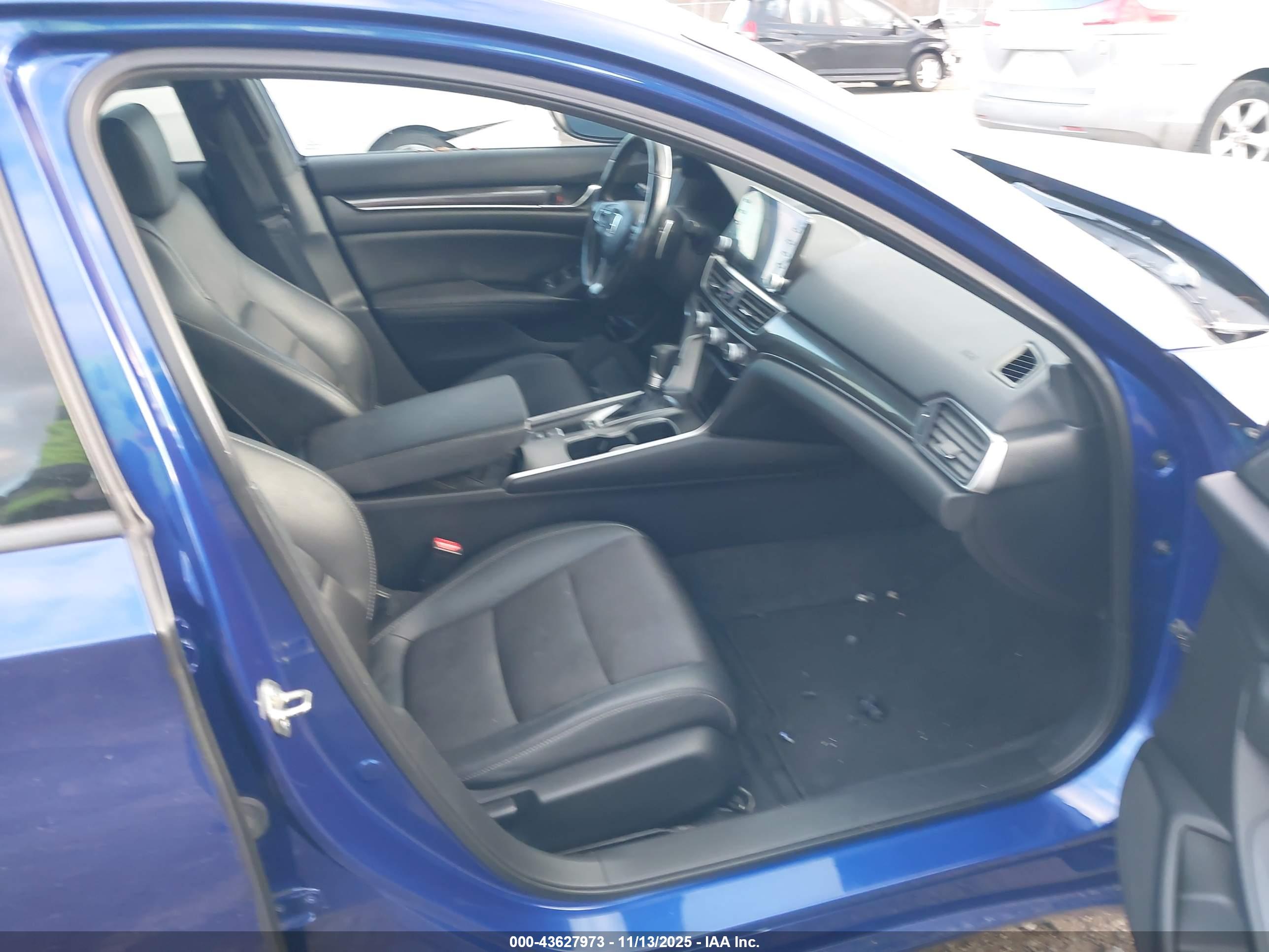 HONDA ACCORD image 5