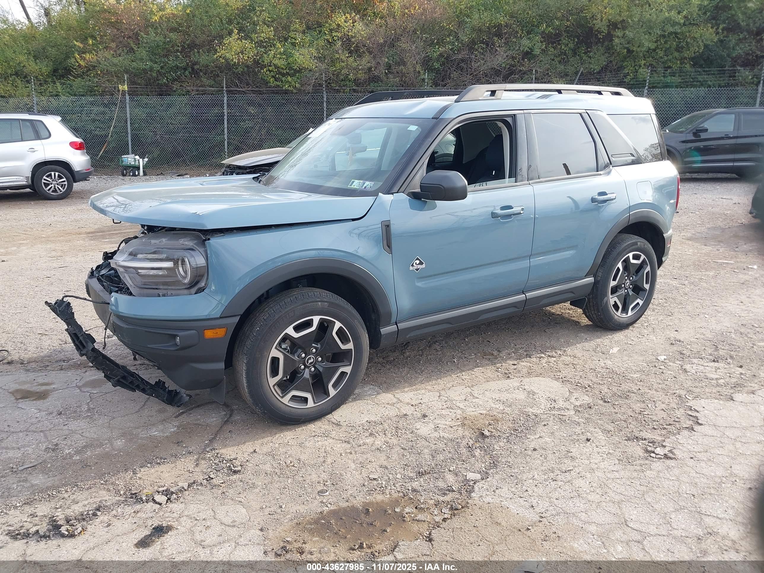 FORD BRONCO image 2
