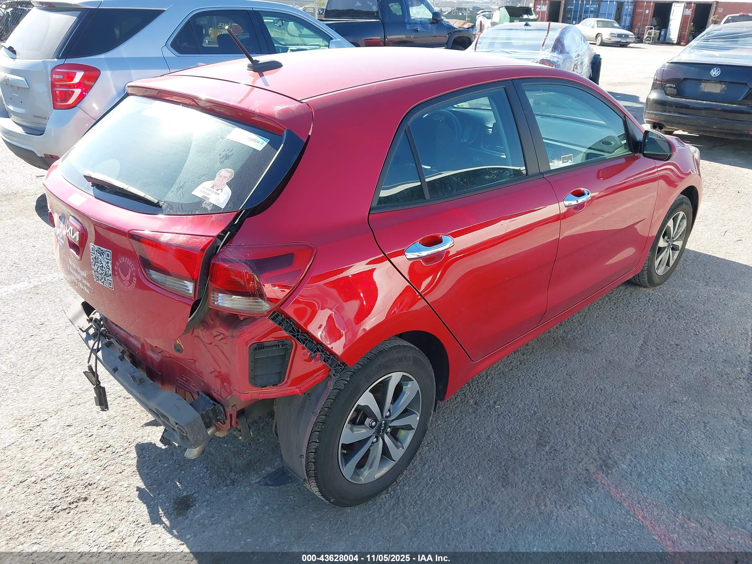 KIA RIO image 4
