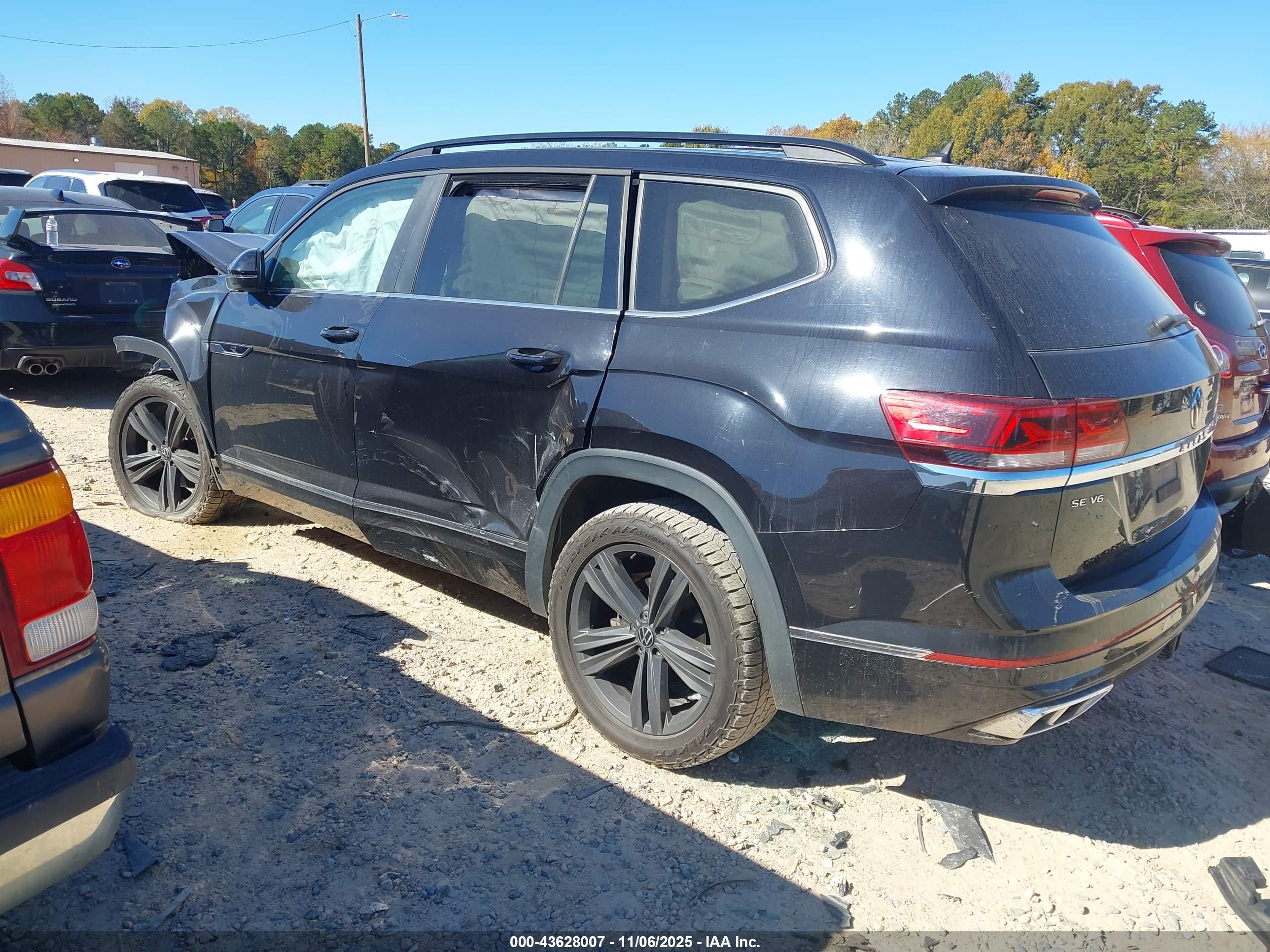 VOLKSWAGEN ATLAS image 3