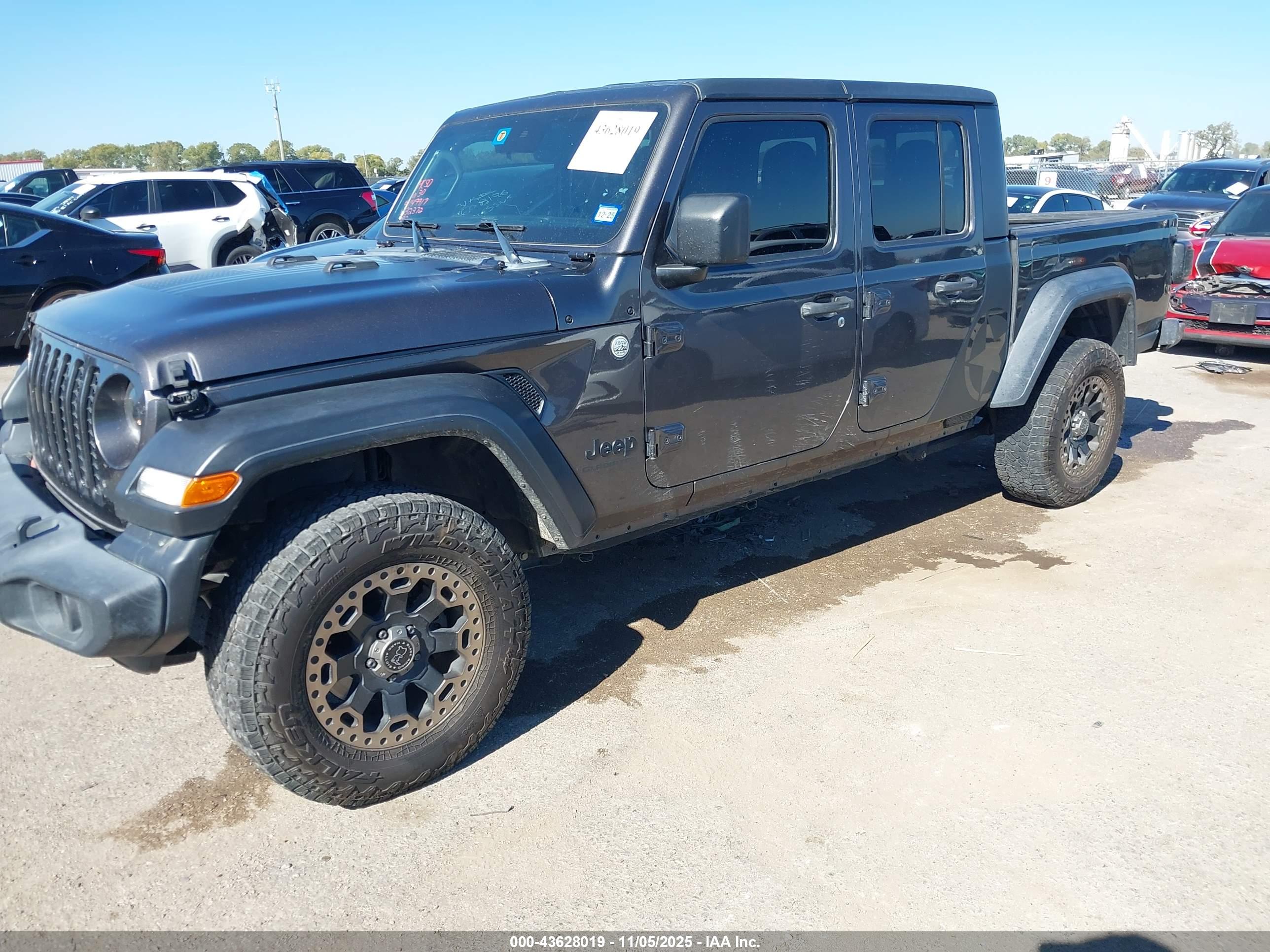 JEEP GLADIATOR image 2