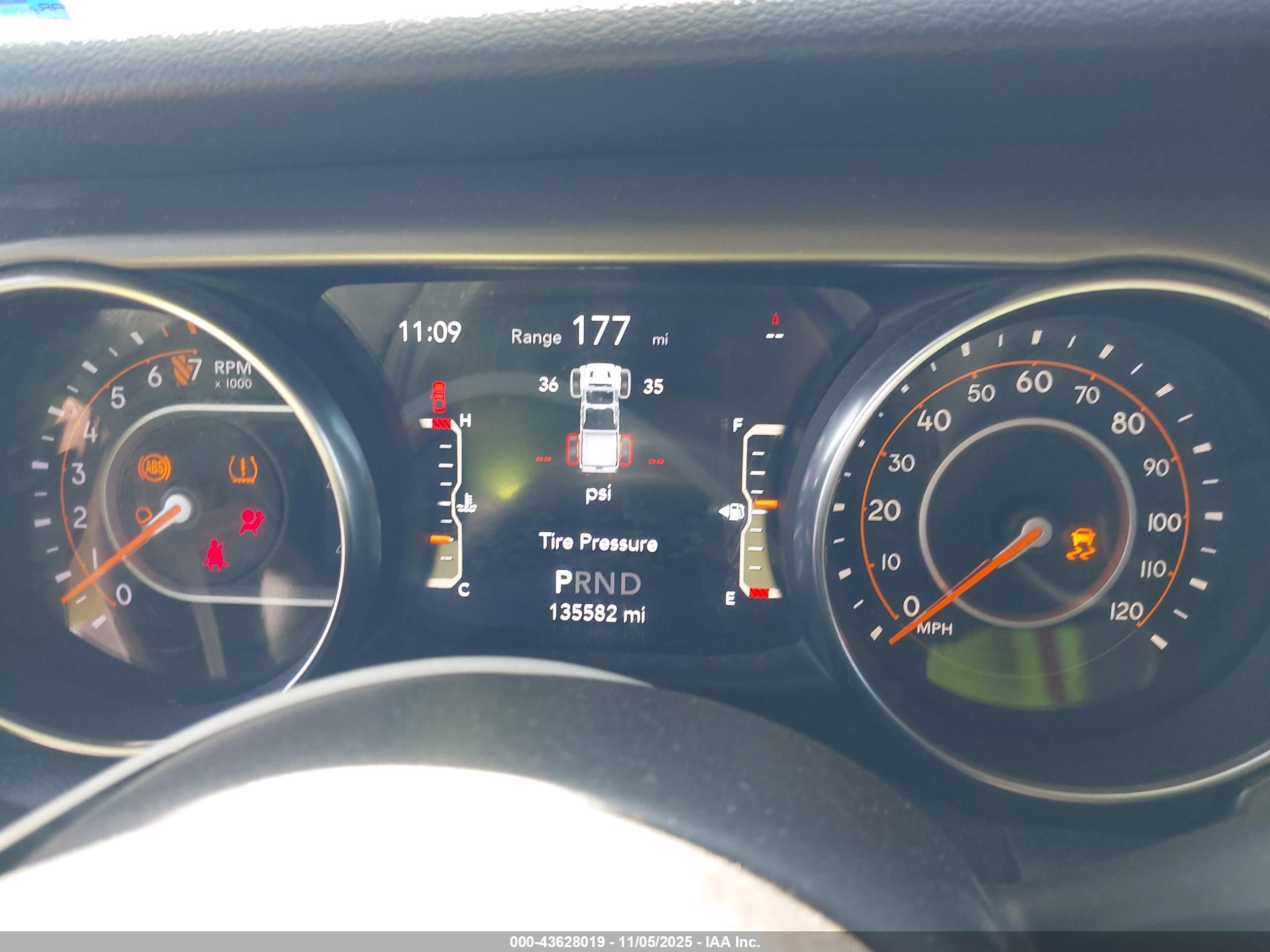 JEEP GLADIATOR image 7