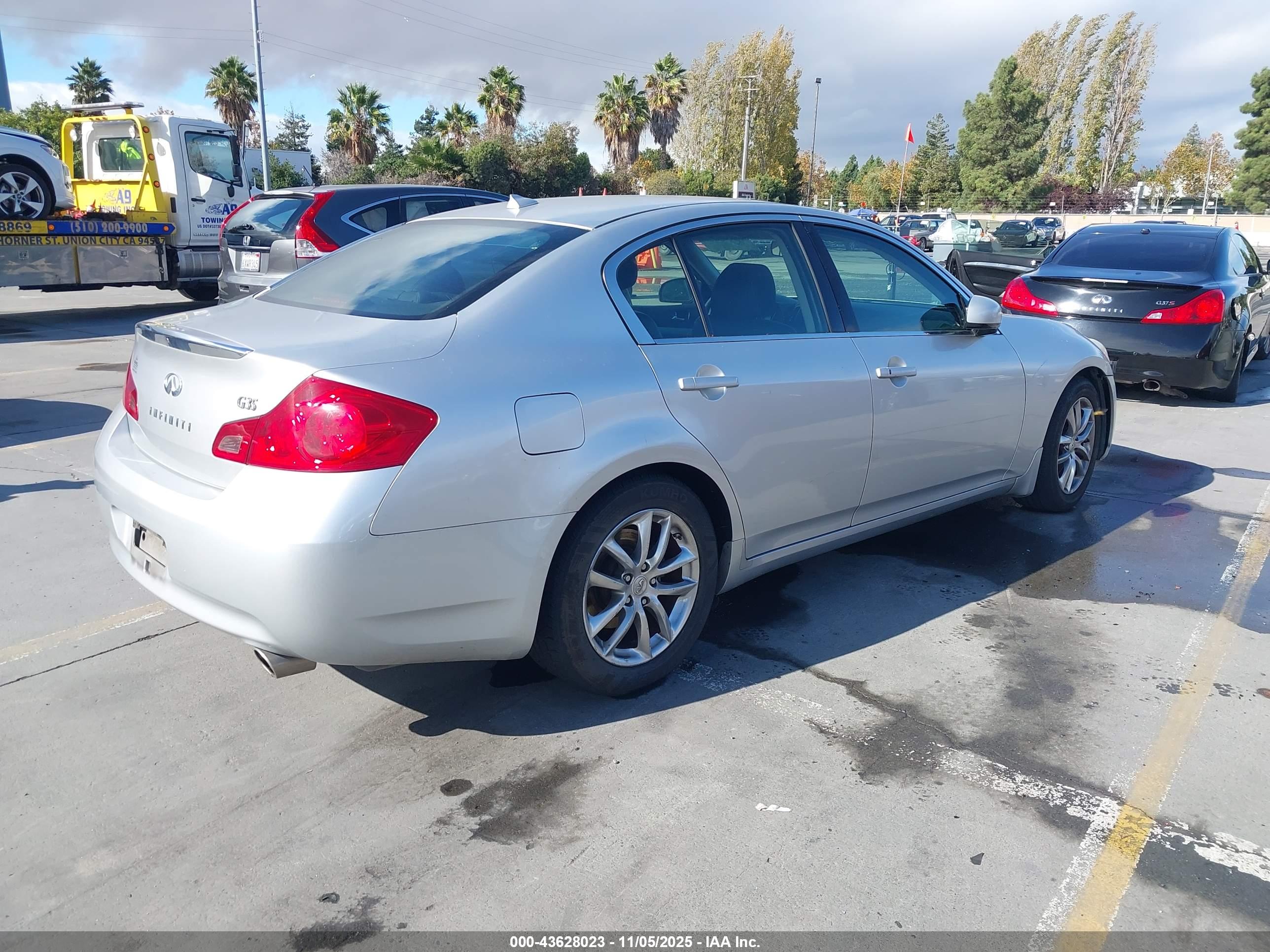 INFINITI G35 image 4