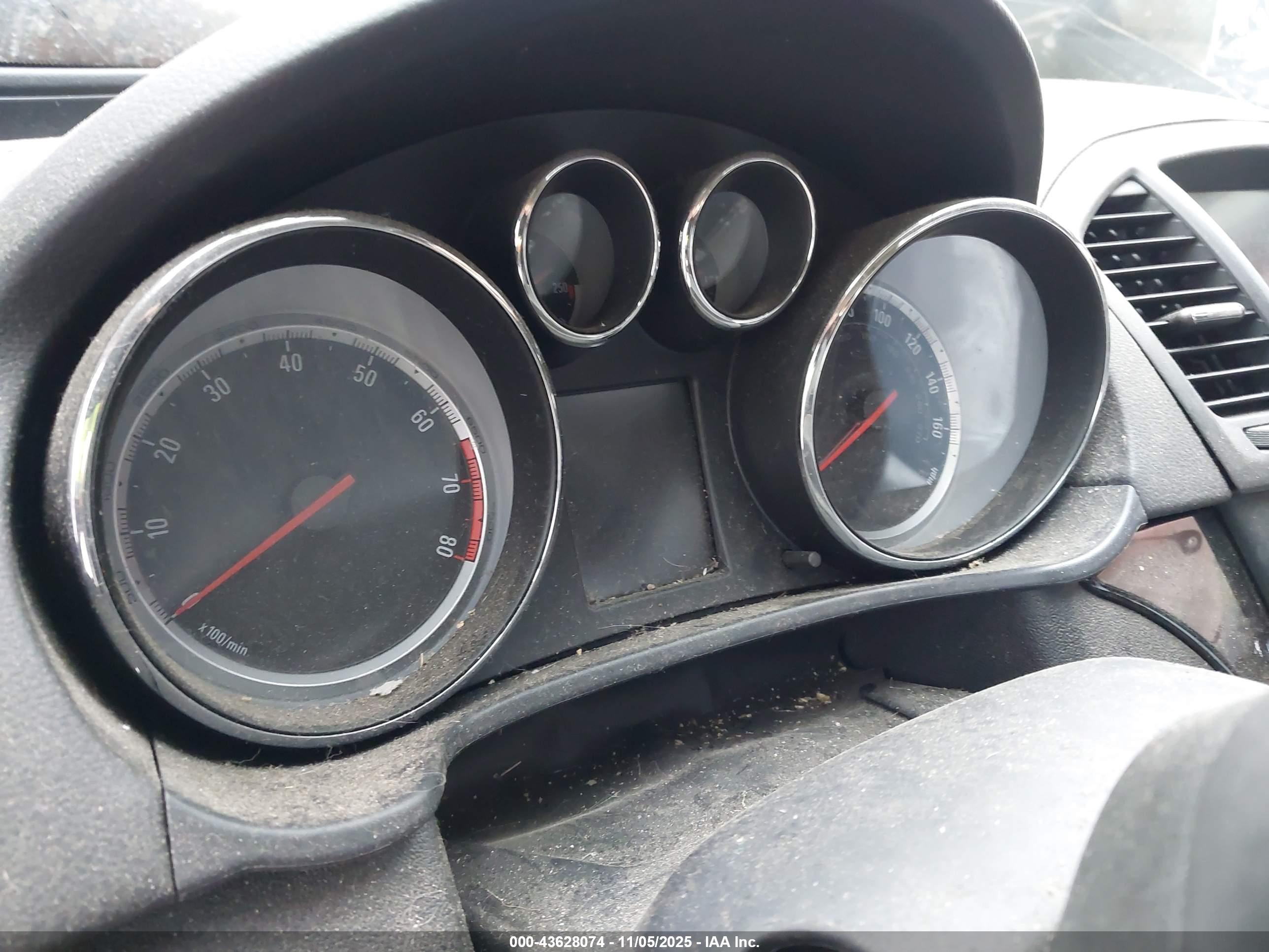 BUICK REGAL image 7