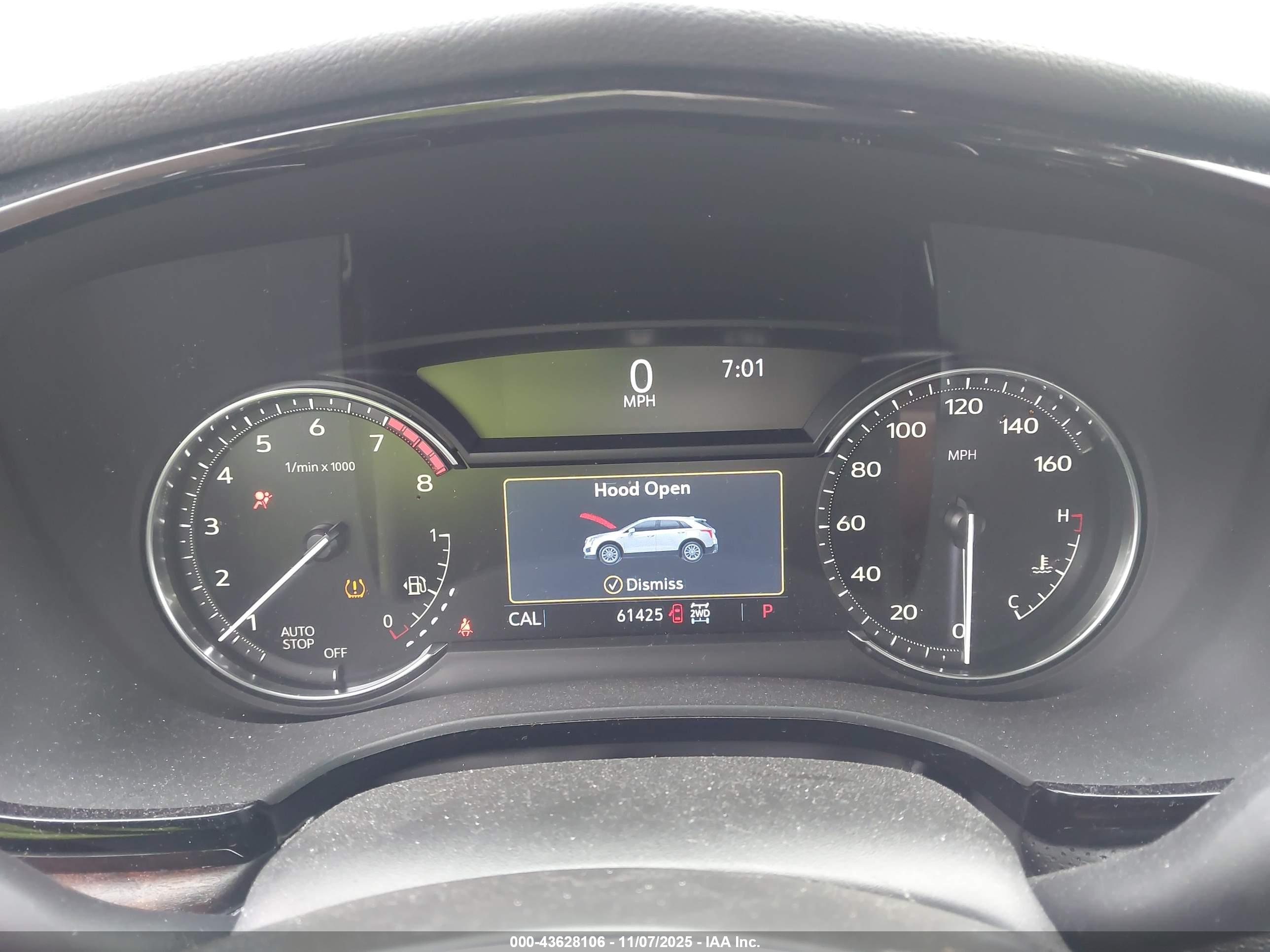 CADILLAC XT5 image 7