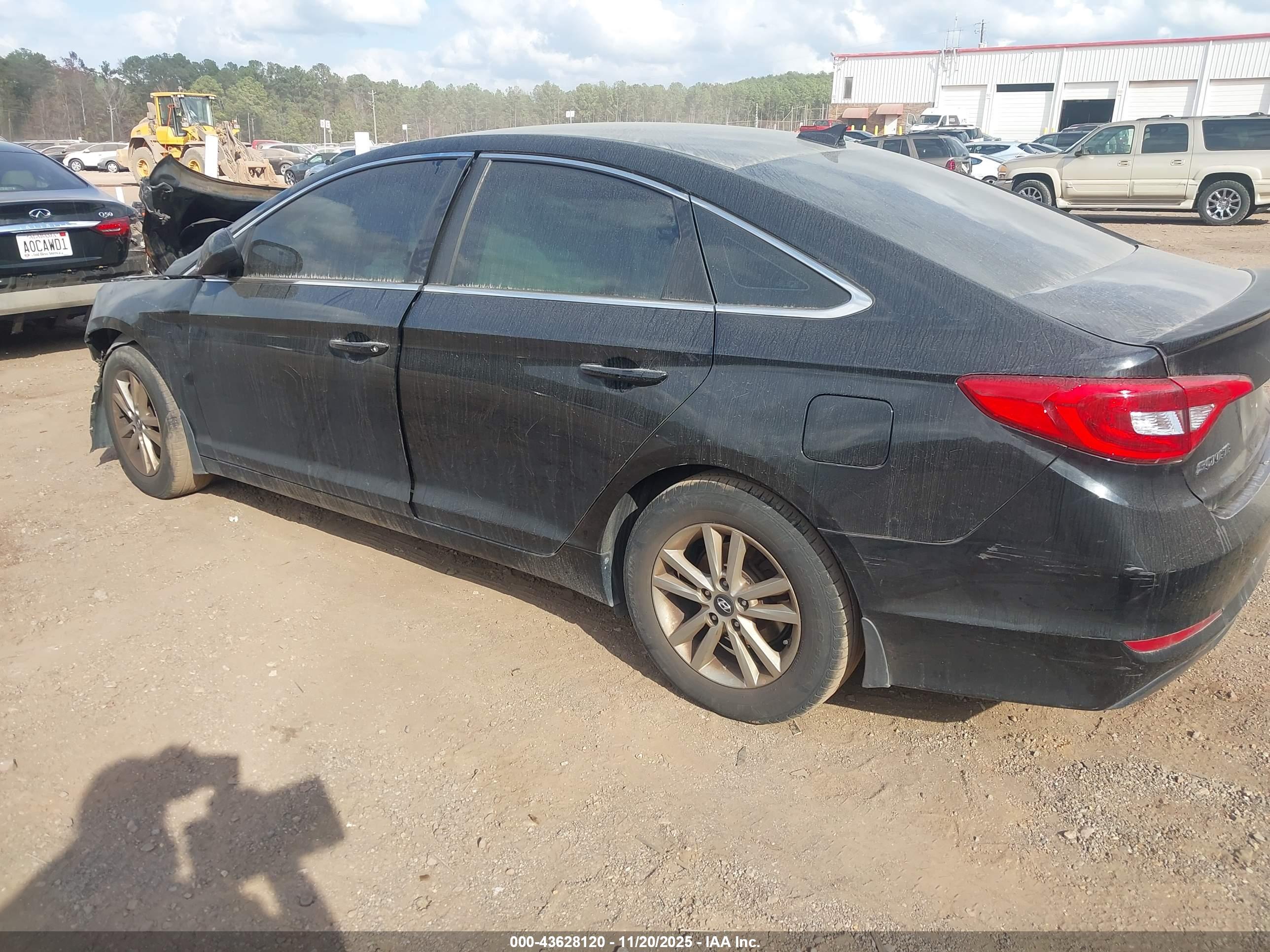 HYUNDAI SONATA image 3